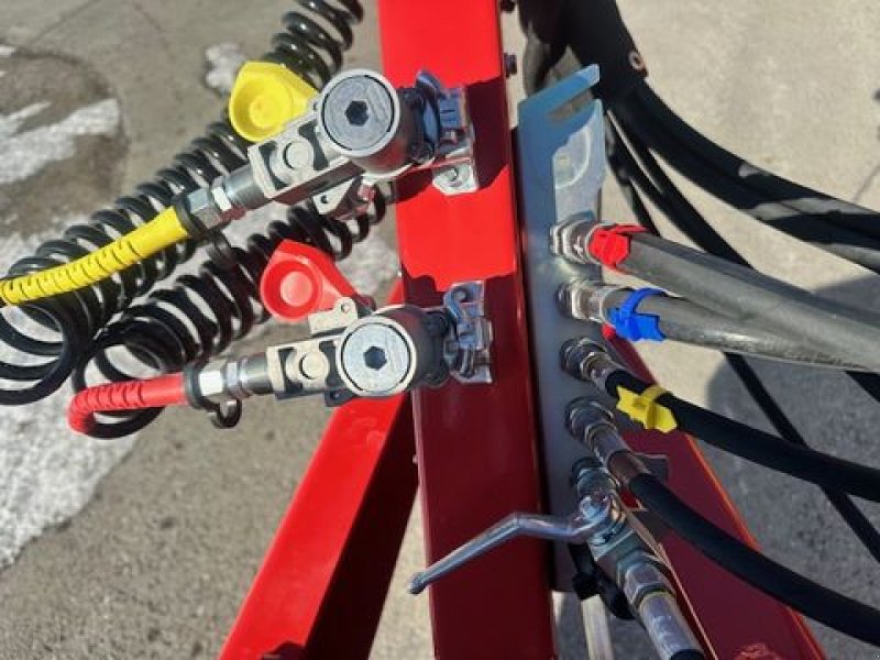 Ladewagen типа Gruber Ladewagen proALP 350T 35m³ Druckluftbremse, Neumaschine в Tamsweg (Фотография 22)