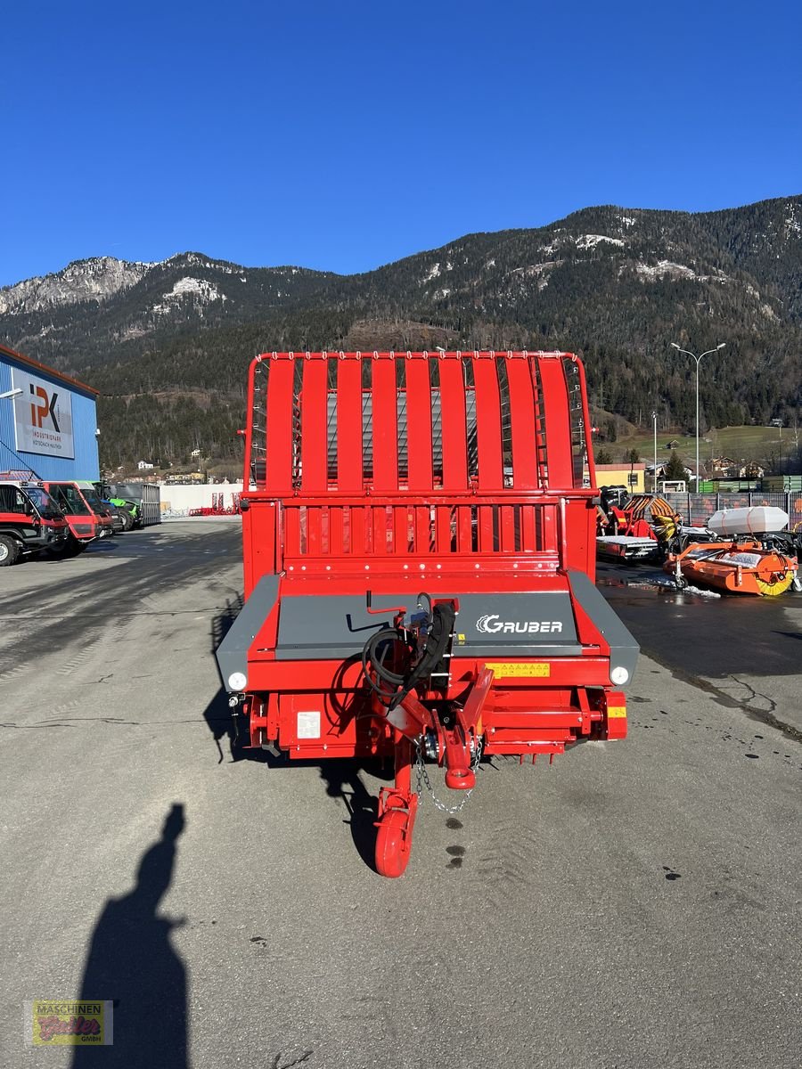 Ladewagen des Typs Gruber Pro Alp 260 T   ProCarve11, Neumaschine in Kötschach (Bild 28)