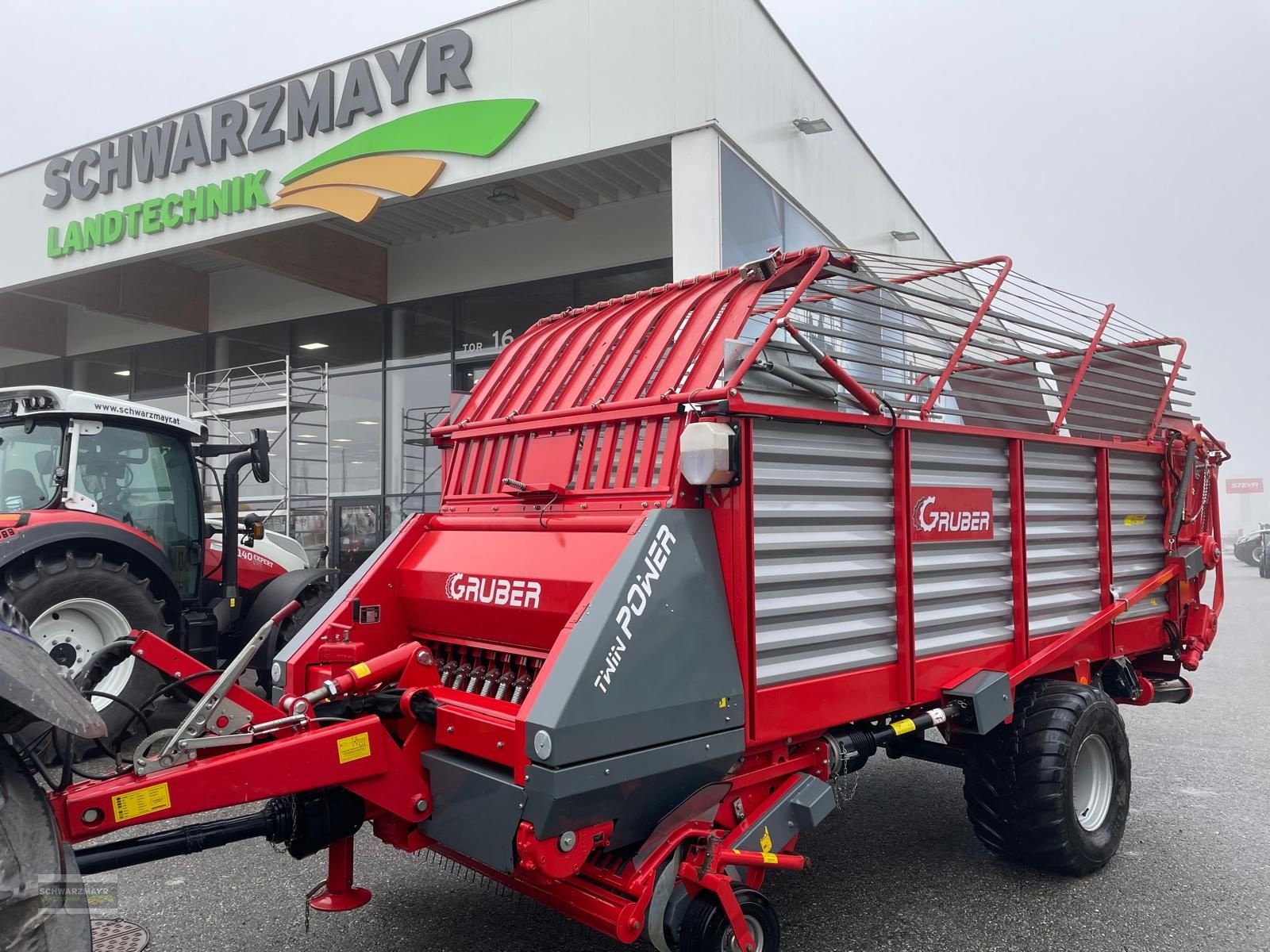 Ladewagen des Typs Gruber Twinpower 300, Gebrauchtmaschine in Gampern (Bild 2)