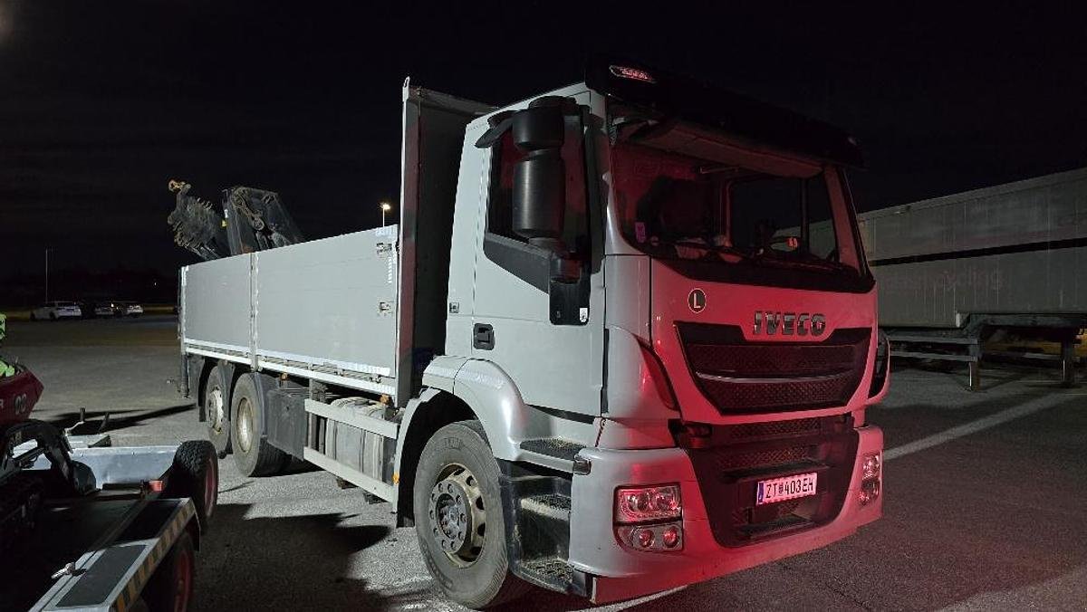 Ladewagen typu Iveco Stralis 6x2 Baustoffpritsche mit Hiab 228-E5 Kran, Gebrauchtmaschine v Göpfritz an der Wild (Obrázek 8)