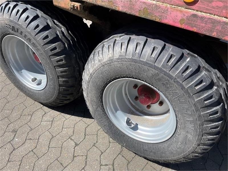 Ladewagen des Typs JF Aflæsservogn ST 9500 med nye dæk, Gebrauchtmaschine in Ribe (Bild 13)