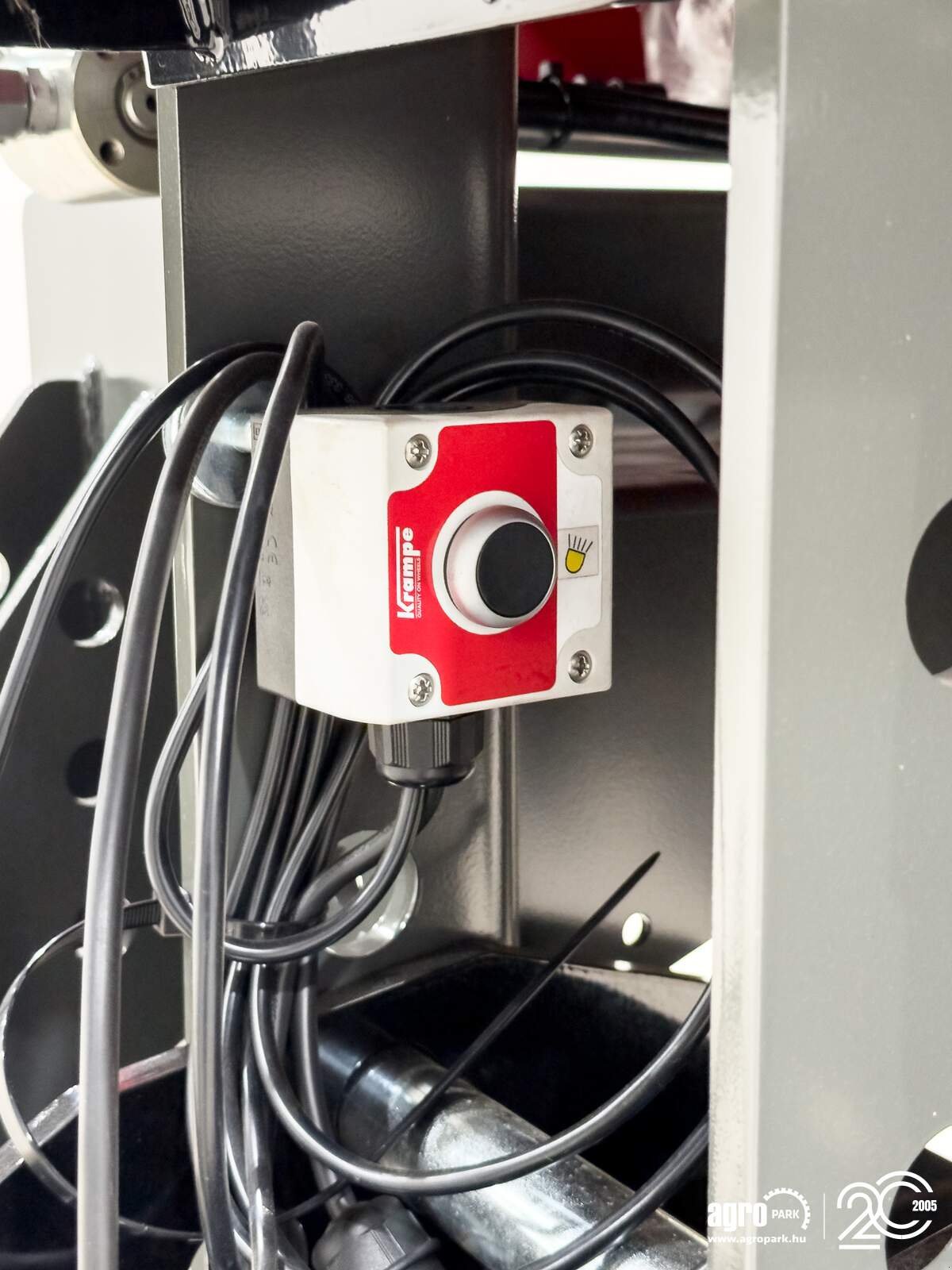 Ladewagen typu Krampe Rambody 750 (AS 750) 22 ton push off trailer, 38,6 m3, air brake, LED, 40 km/h, air suspension, Gebrauchtmaschine v Csengele (Obrázek 24)