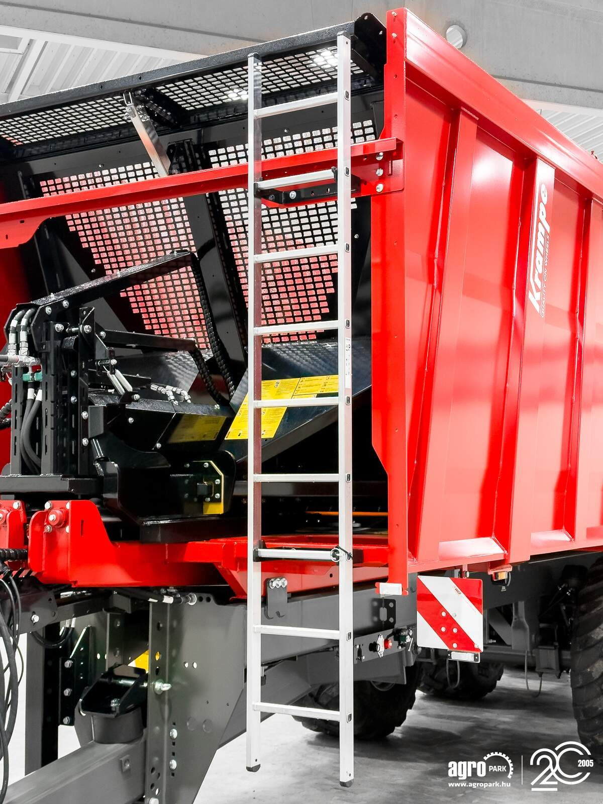 Ladewagen del tipo Krampe Rambody 900 (AS 900) 28 ton capacity push off trailer, hydr. tailgate, 45,3 m3, air brake, air suspension, Gebrauchtmaschine In Csengele (Immagine 20)