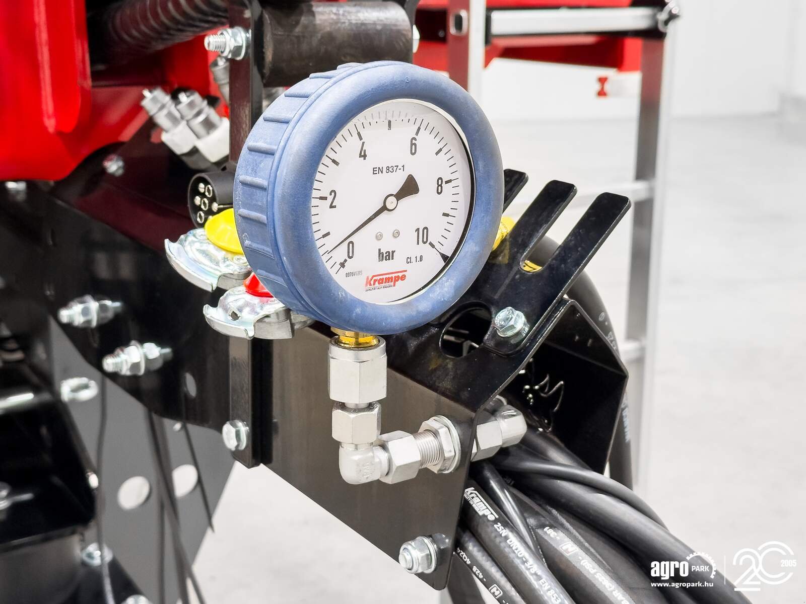 Ladewagen des Typs Krampe Rambody 900 (AS 900) 28 ton, push off trailer, hydraulic tailgate, 45,3 m3, LED, air suspension, Gebrauchtmaschine in Csengele (Bild 19)