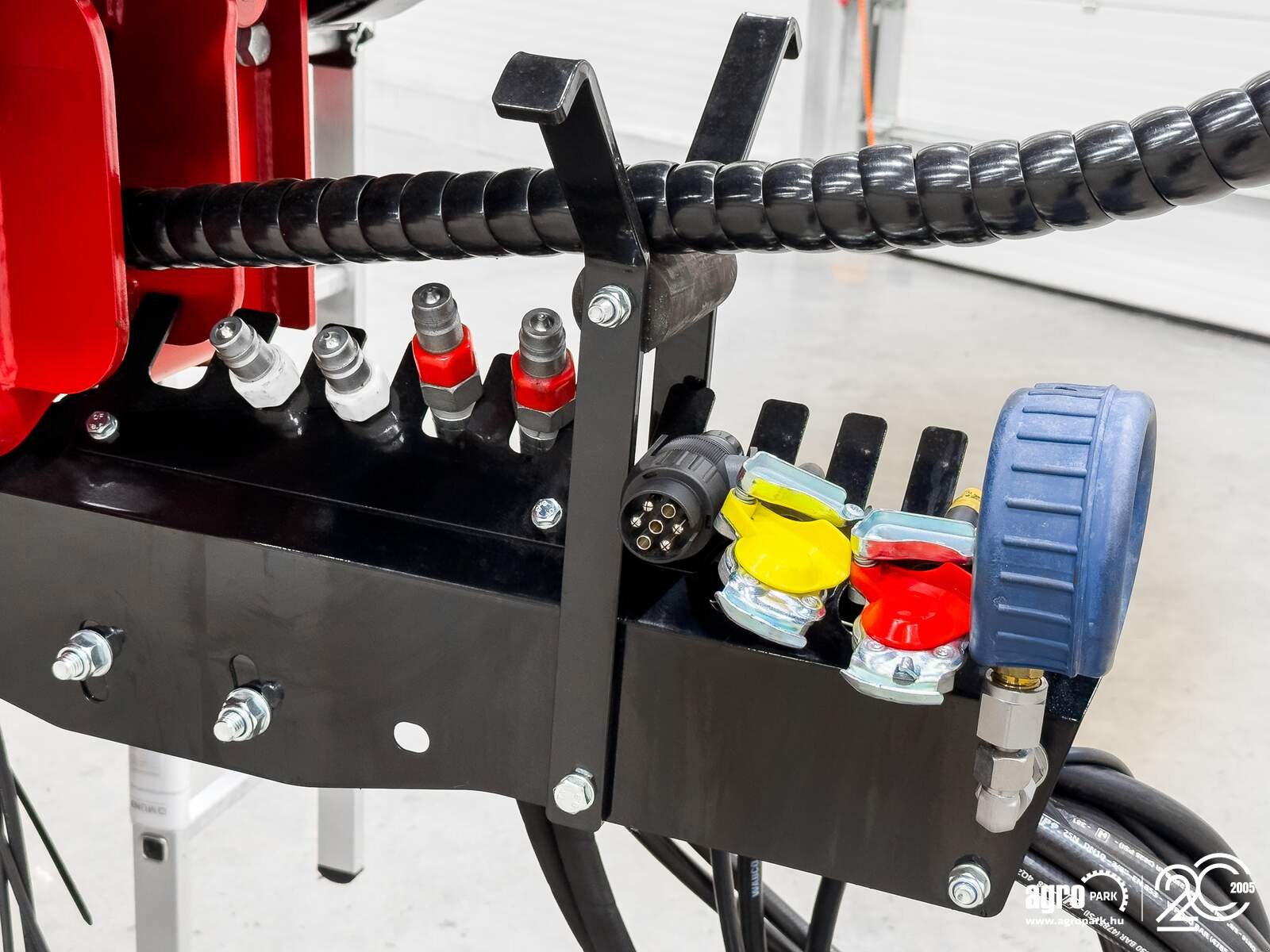 Ladewagen des Typs Krampe Rambody 900 (AS 900) 28 ton, push off trailer, hydraulic tailgate, 45,3 m3, LED, air suspension, Gebrauchtmaschine in Csengele (Bild 23)