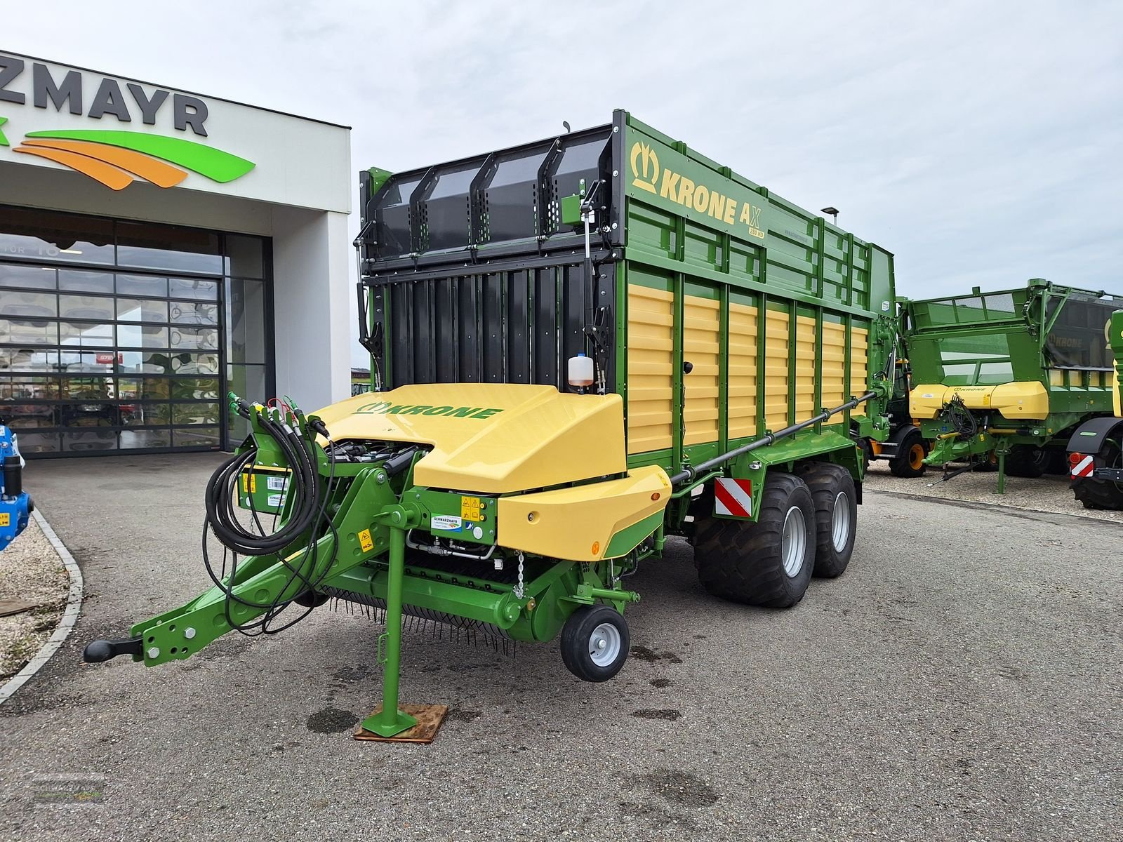 Ladewagen of the type Krone AX 280 D HD, Neumaschine in Gampern (Picture 4)