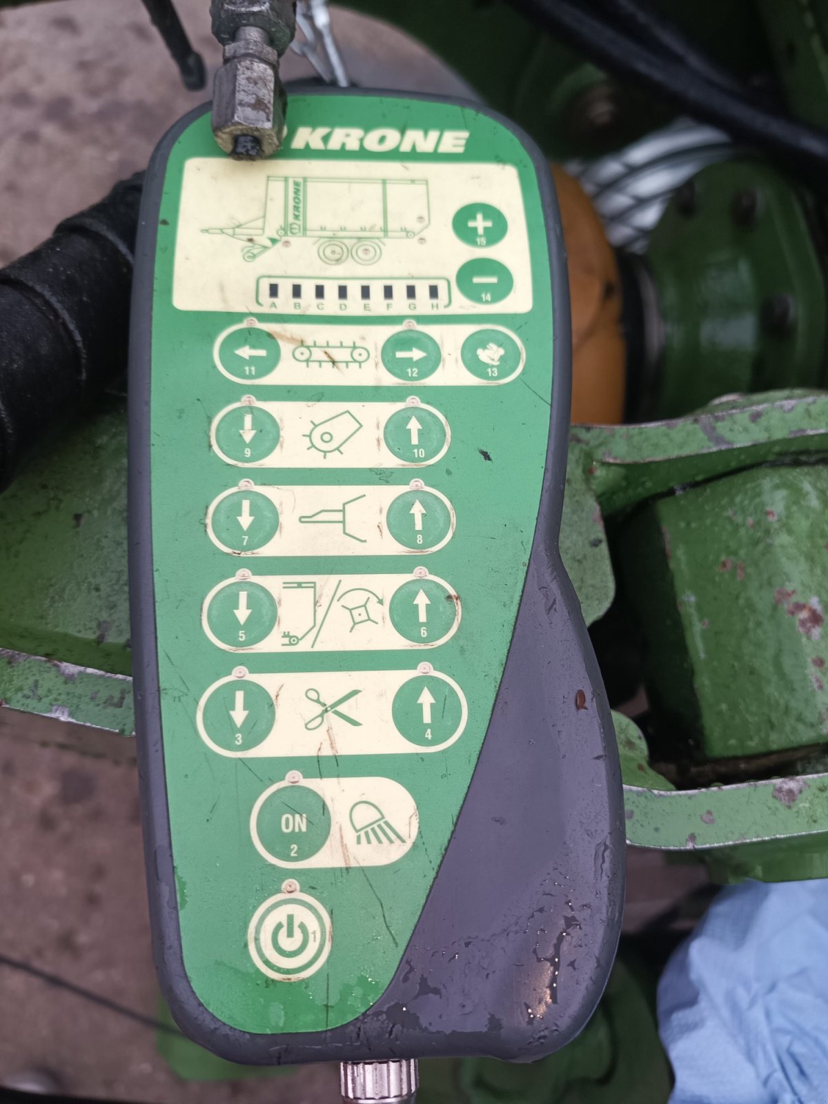Ladewagen of the type Krone MX 320 GL, Gebrauchtmaschine in Mindelheim (Picture 3)