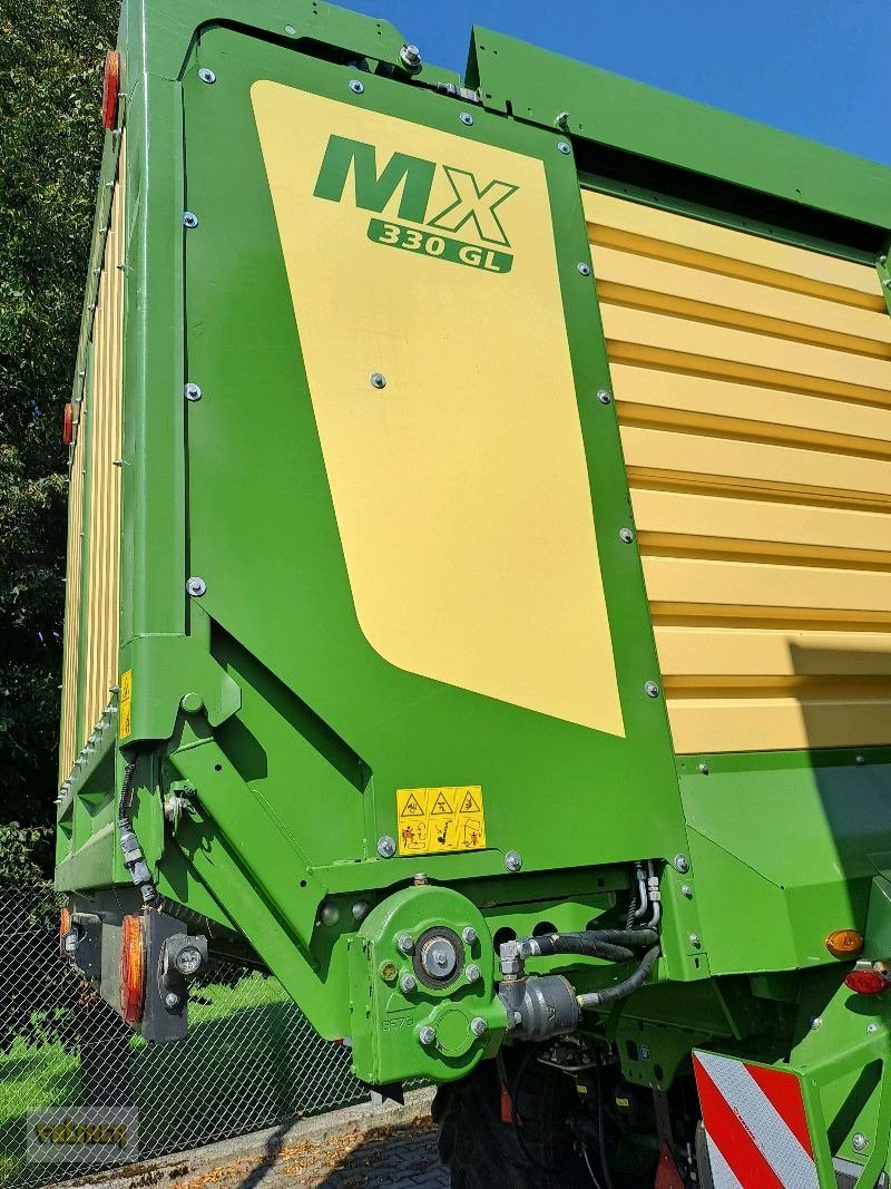 Ladewagen del tipo Krone MX 330 GL, Gebrauchtmaschine In Büchlberg (Immagine 4)