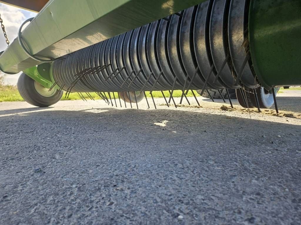 Ladewagen tip Krone MX 330 GL, Gebrauchtmaschine in Gorredijk (Poză 9)