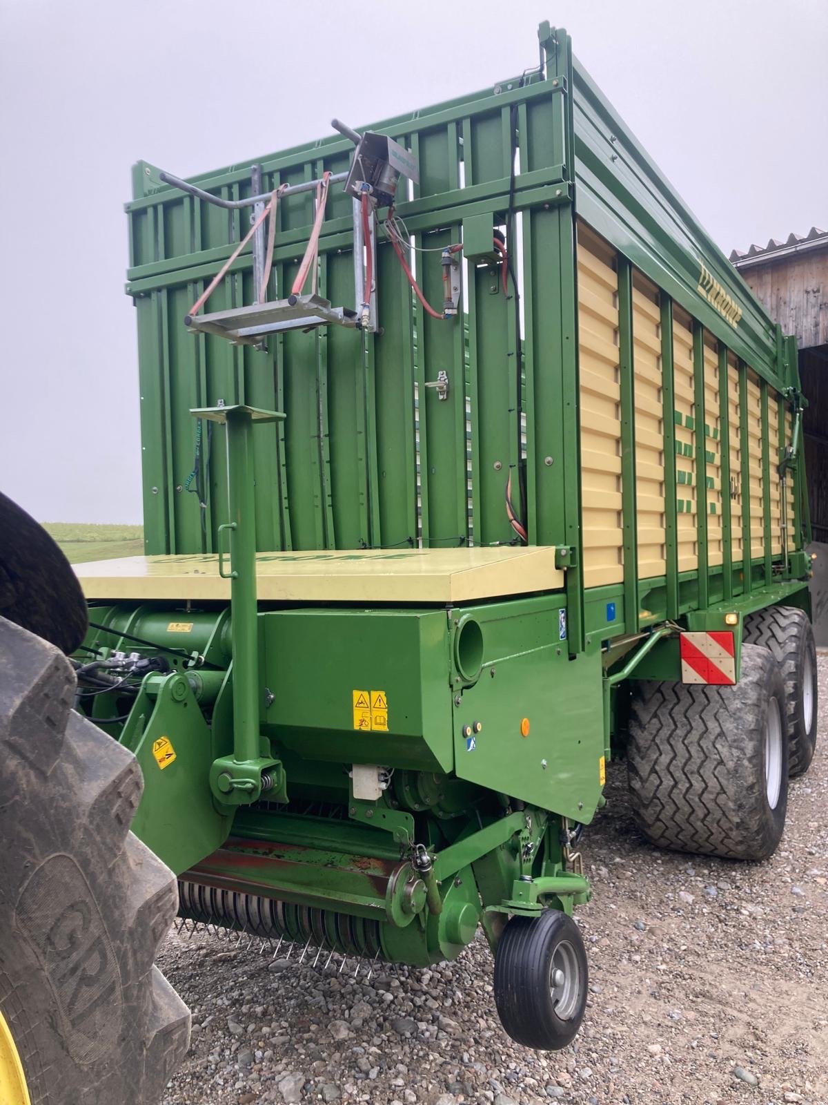 Ladewagen tip Krone MX 350 GL, Gebrauchtmaschine in Vachendorf (Poză 1)