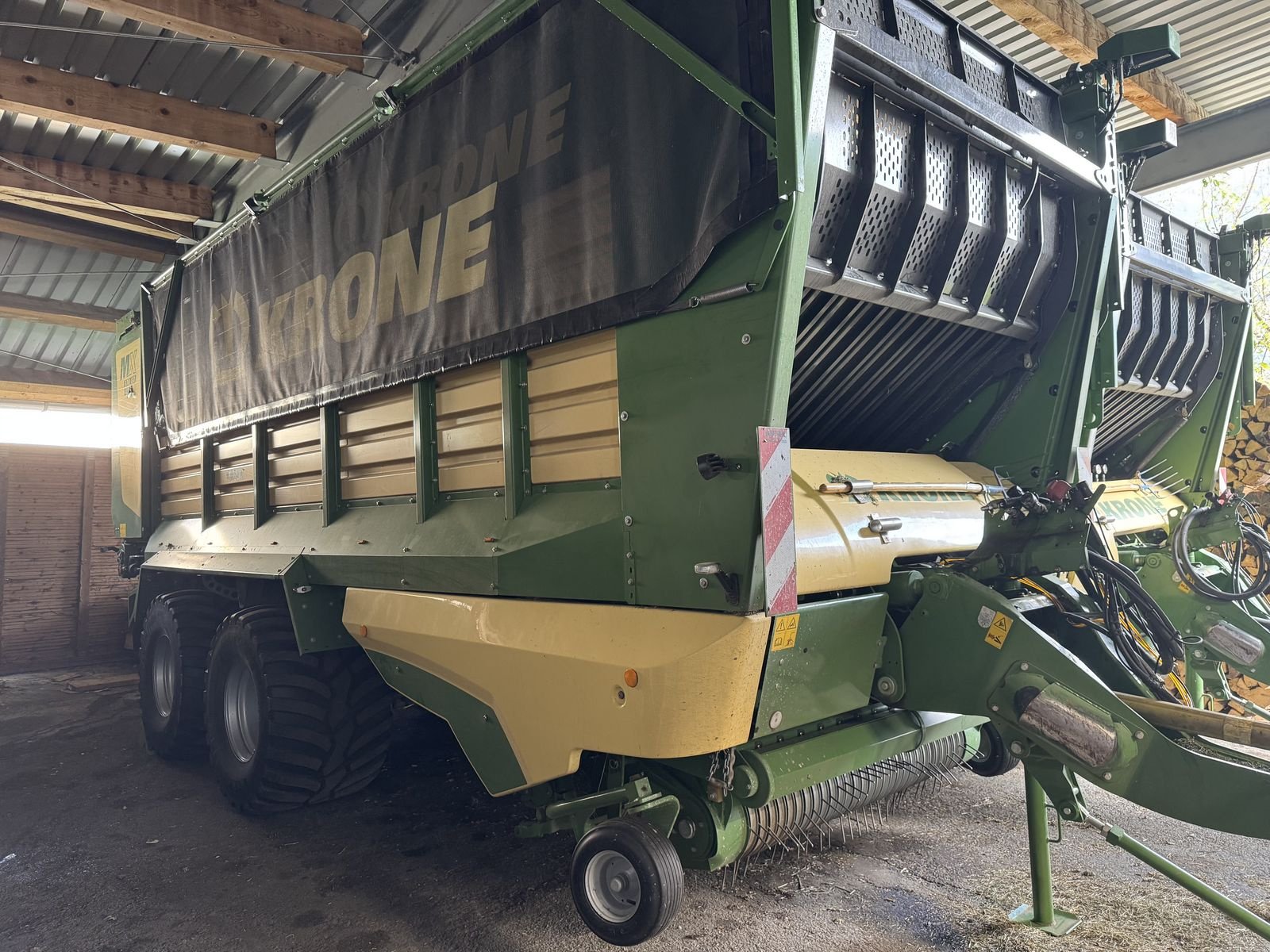 Ladewagen typu Krone MX 370 GD, Gebrauchtmaschine v Hopfgarten (Obrázek 5)