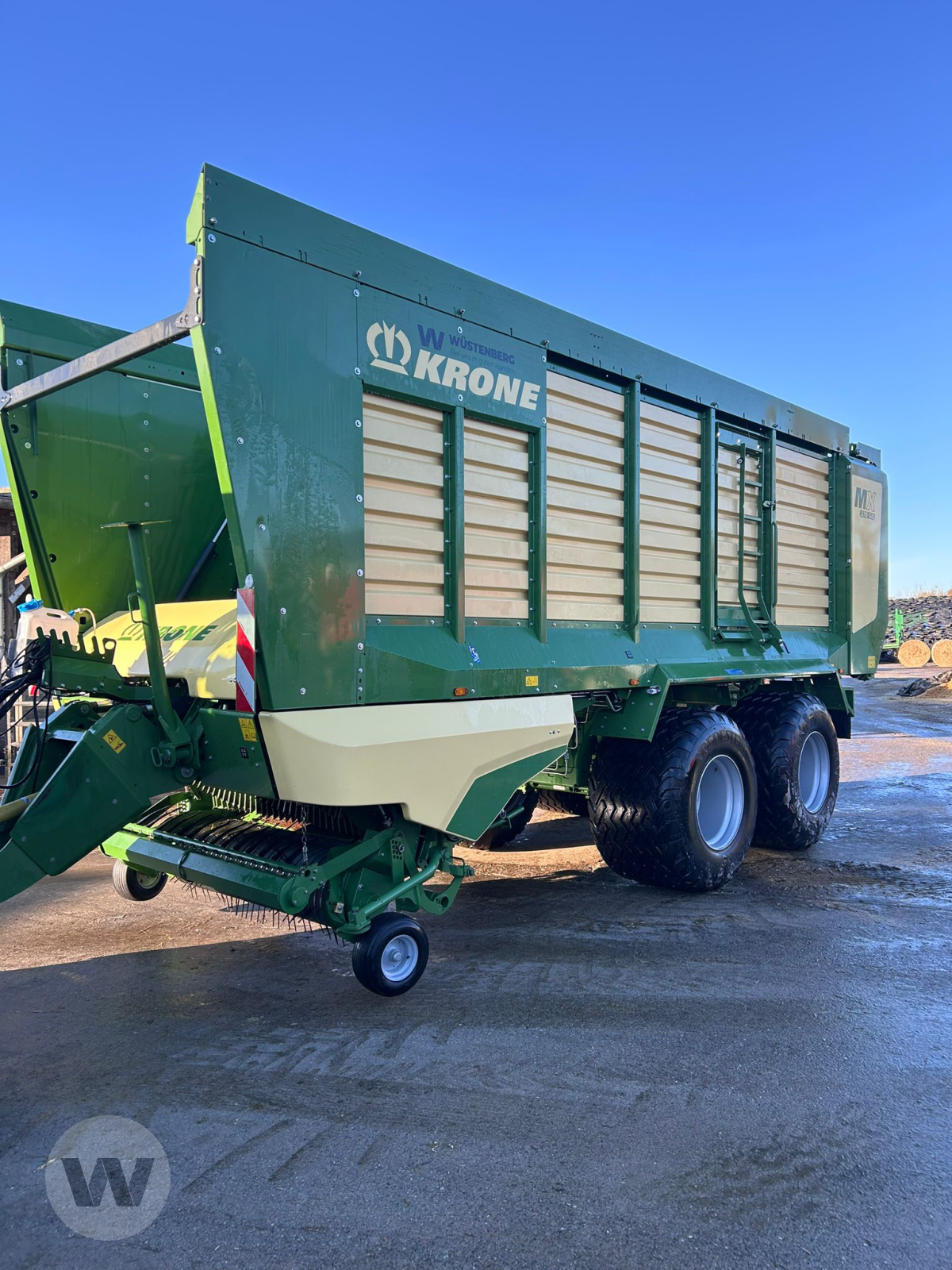 Ladewagen des Typs Krone MX 370 GD, Gebrauchtmaschine in Husum (Bild 1)