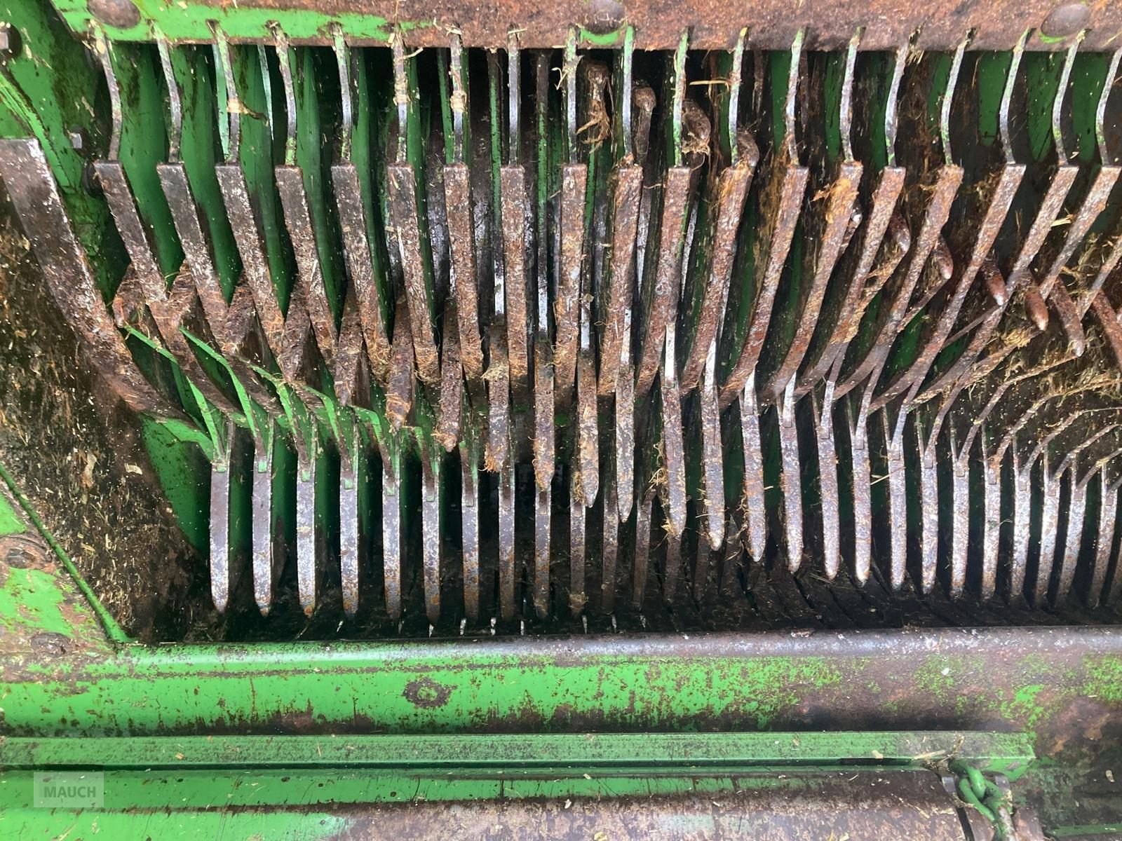 Ladewagen of the type Krone MX320GD, Gebrauchtmaschine in Burgkirchen (Picture 9)