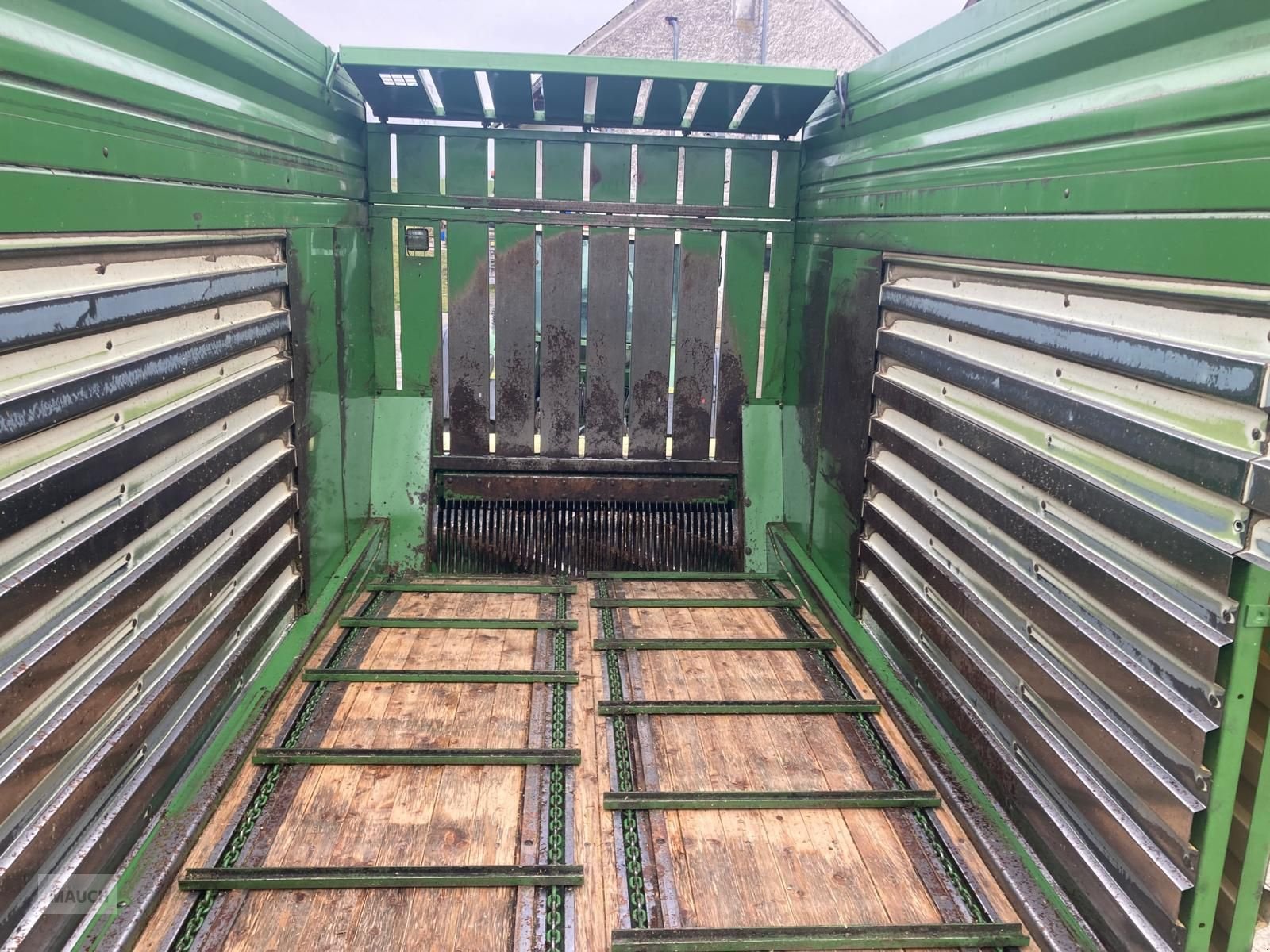 Ladewagen of the type Krone MX320GD, Gebrauchtmaschine in Burgkirchen (Picture 11)