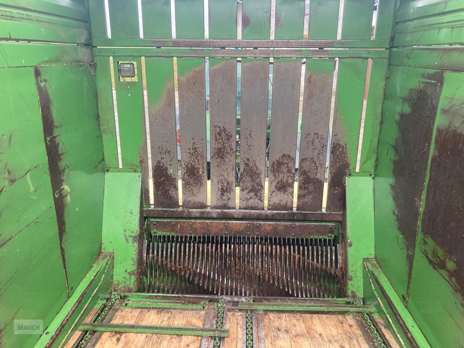 Ladewagen of the type Krone MX320GD, Gebrauchtmaschine in Burgkirchen (Picture 8)