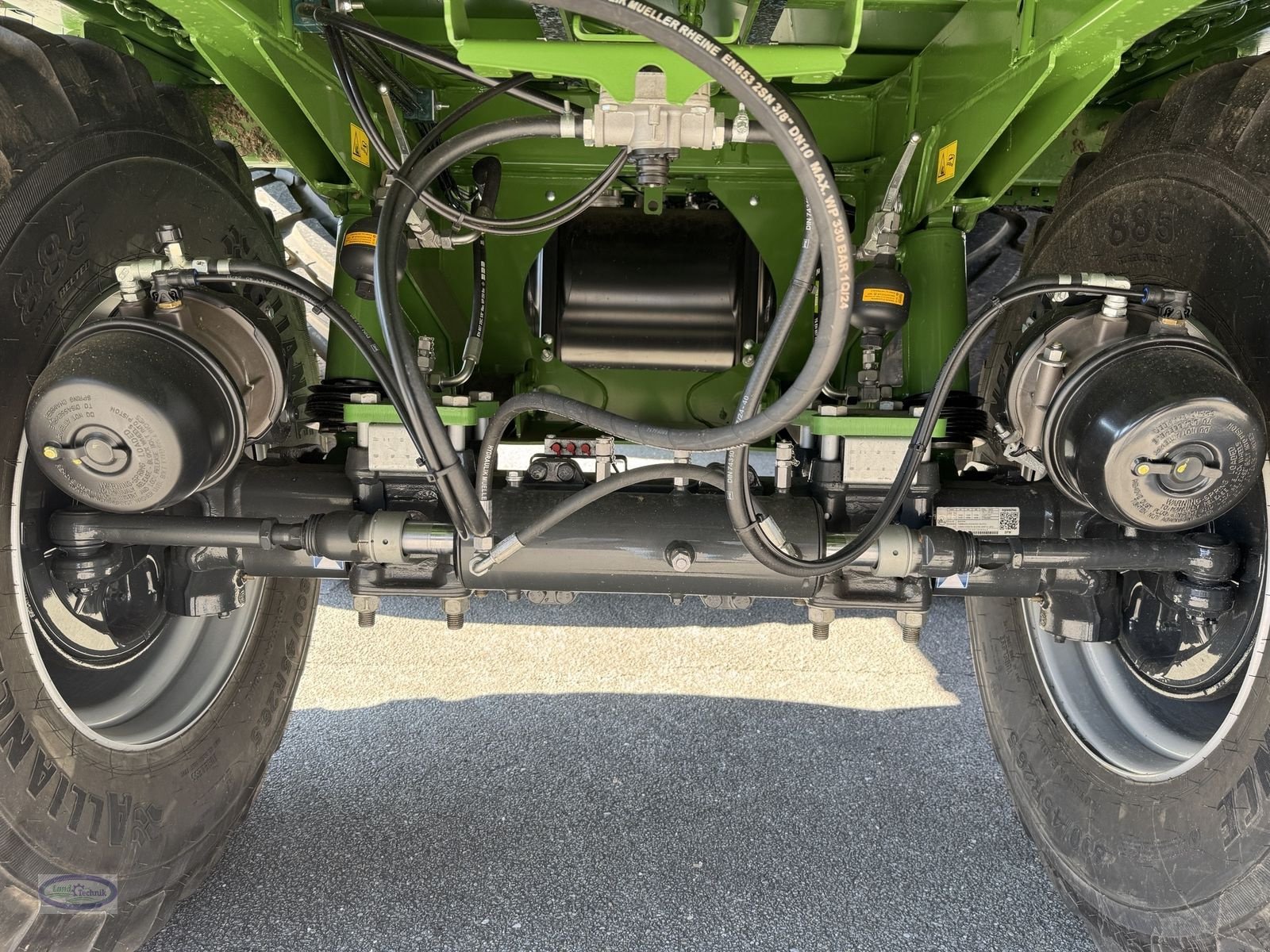 Ladewagen of the type Krone RX 330 GD, Neumaschine in Münzkirchen (Picture 11)