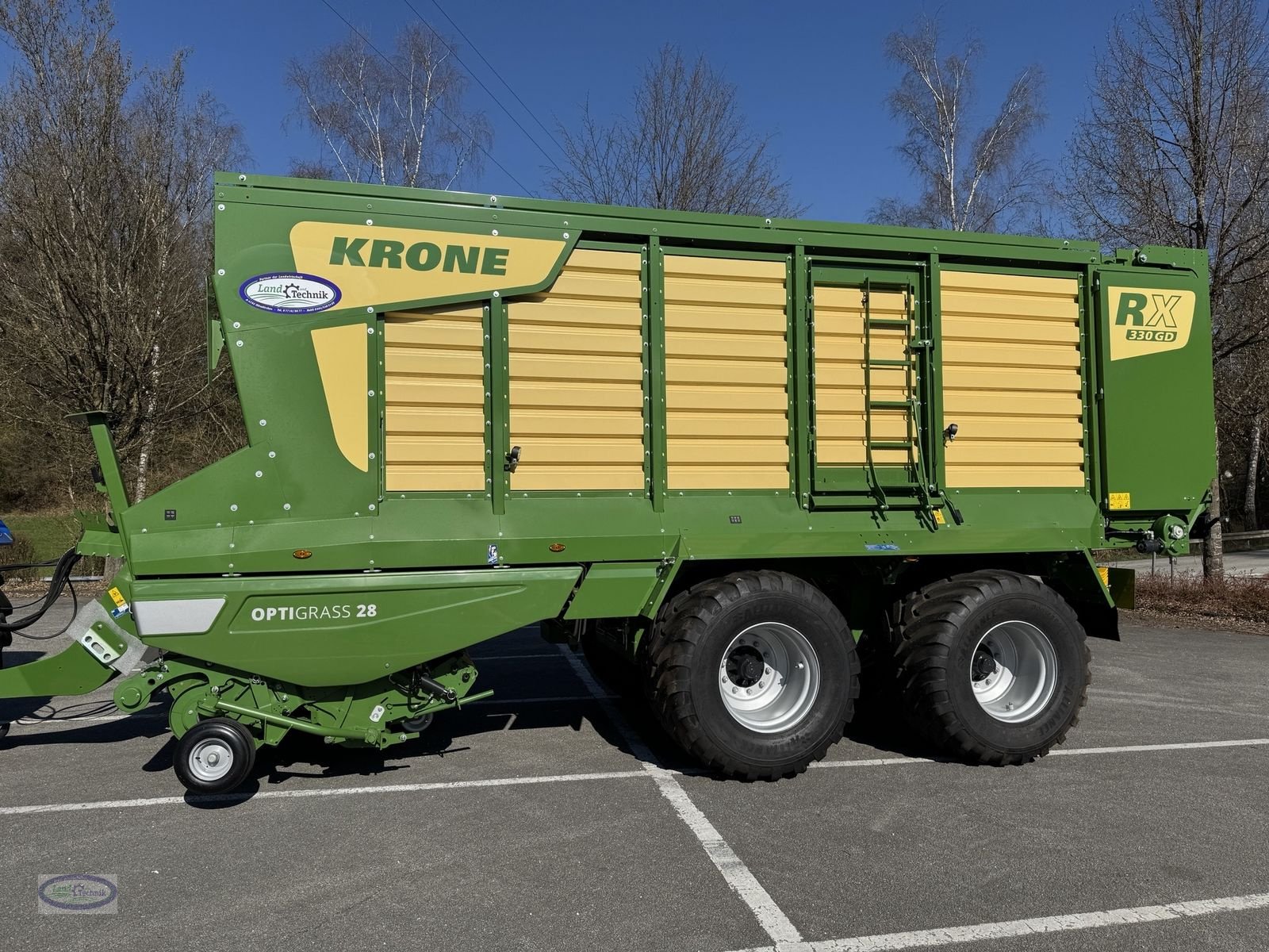 Ladewagen of the type Krone RX 330 GD, Neumaschine in Münzkirchen (Picture 2)