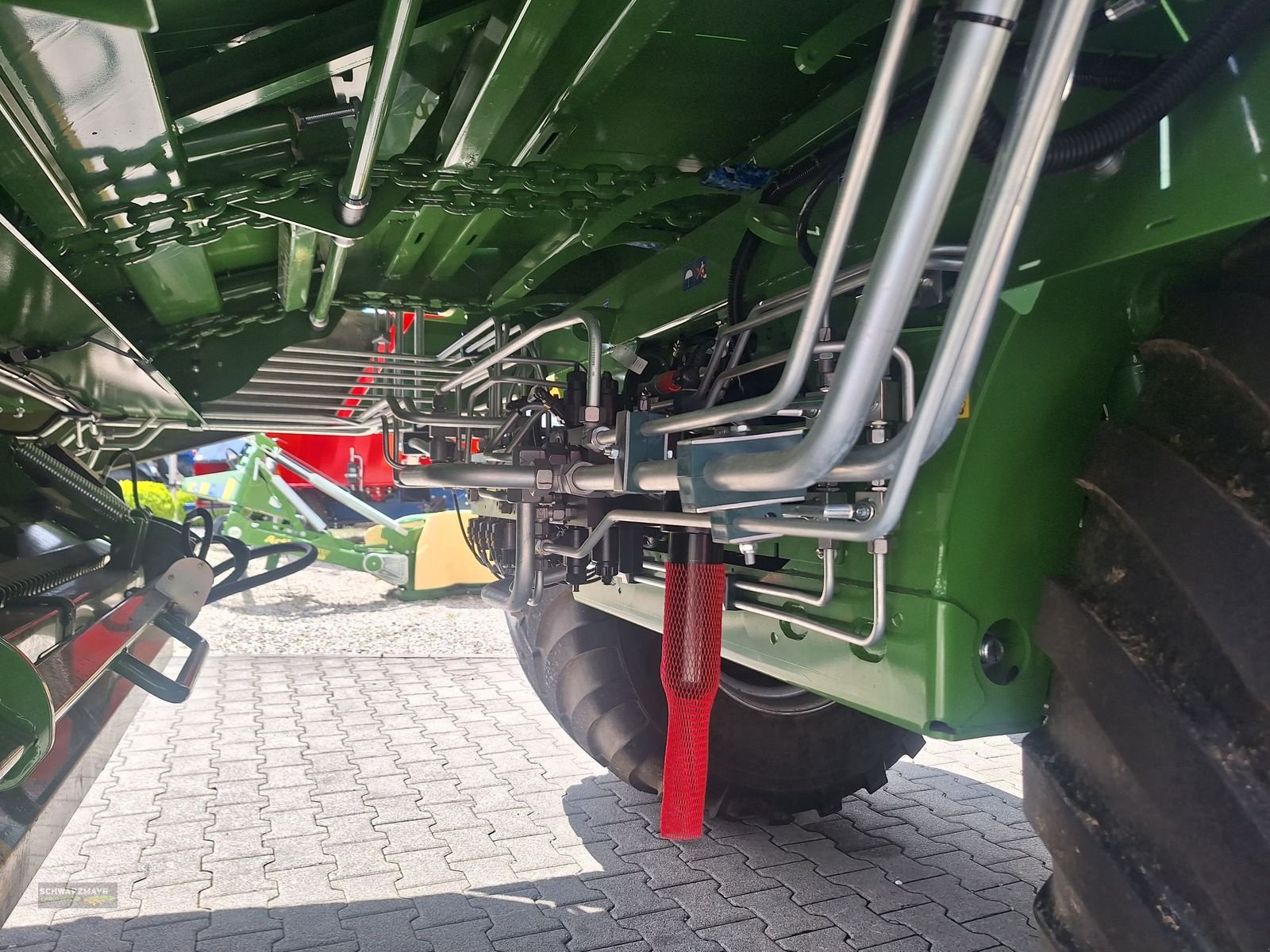 Ladewagen of the type Krone RX 370 GD Kurzschn., Neumaschine in Gampern (Picture 17)