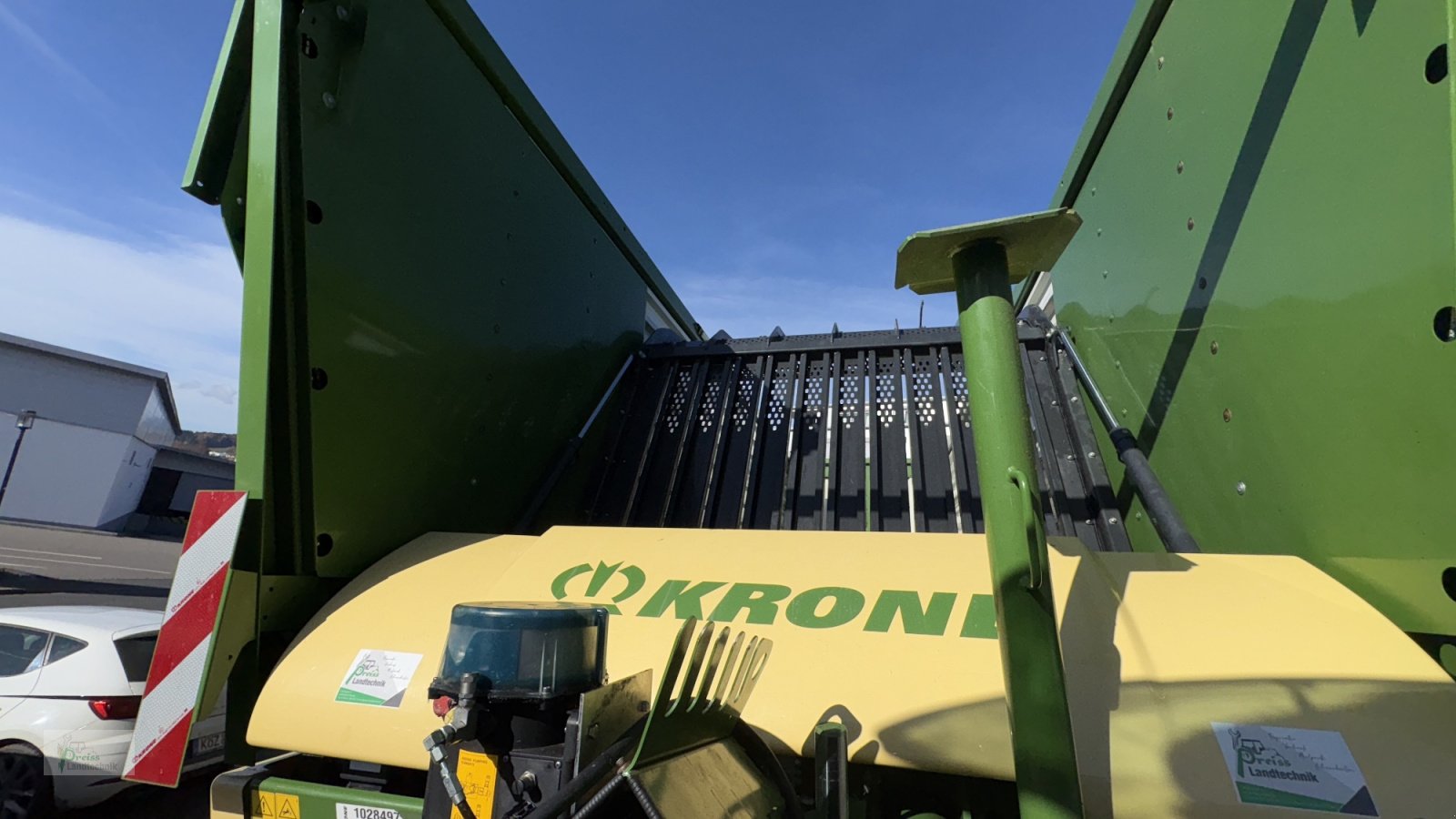 Ladewagen от тип Krone RX 400 GL, Gebrauchtmaschine в Bad Kötzting (Снимка 3)