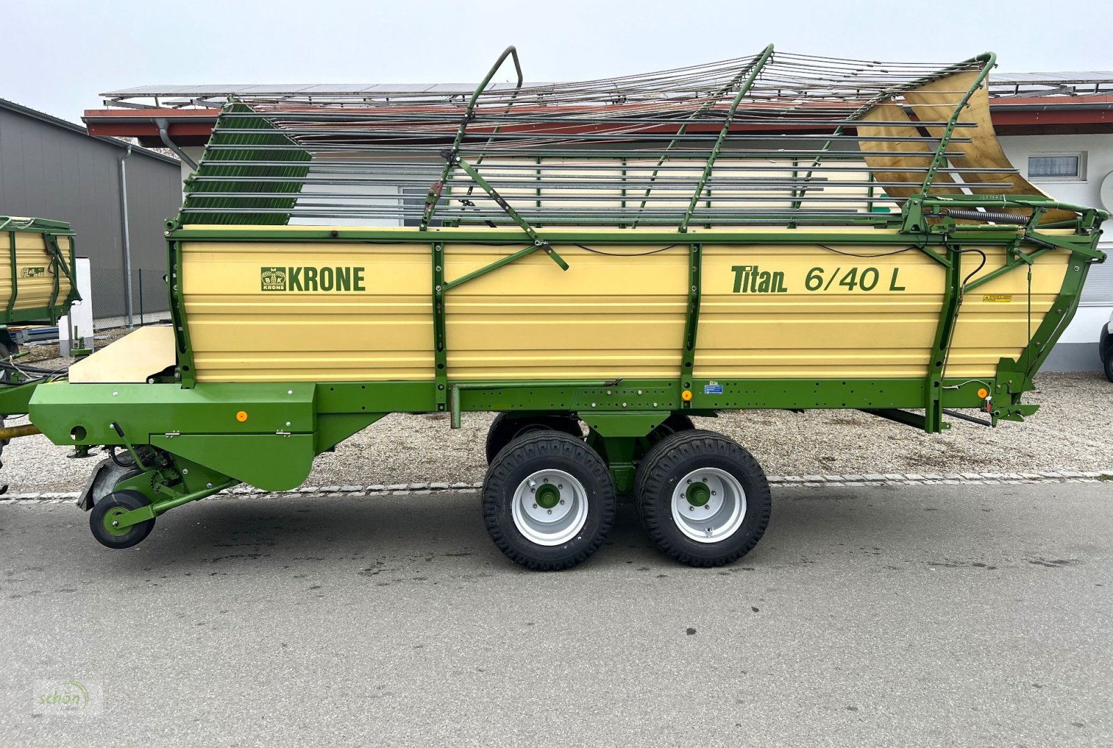 Ladewagen типа Krone Titan 6/40 L mit neuen 19-er Breitreifen und im guten Zustand, Gebrauchtmaschine в Burgrieden (Фотография 2)