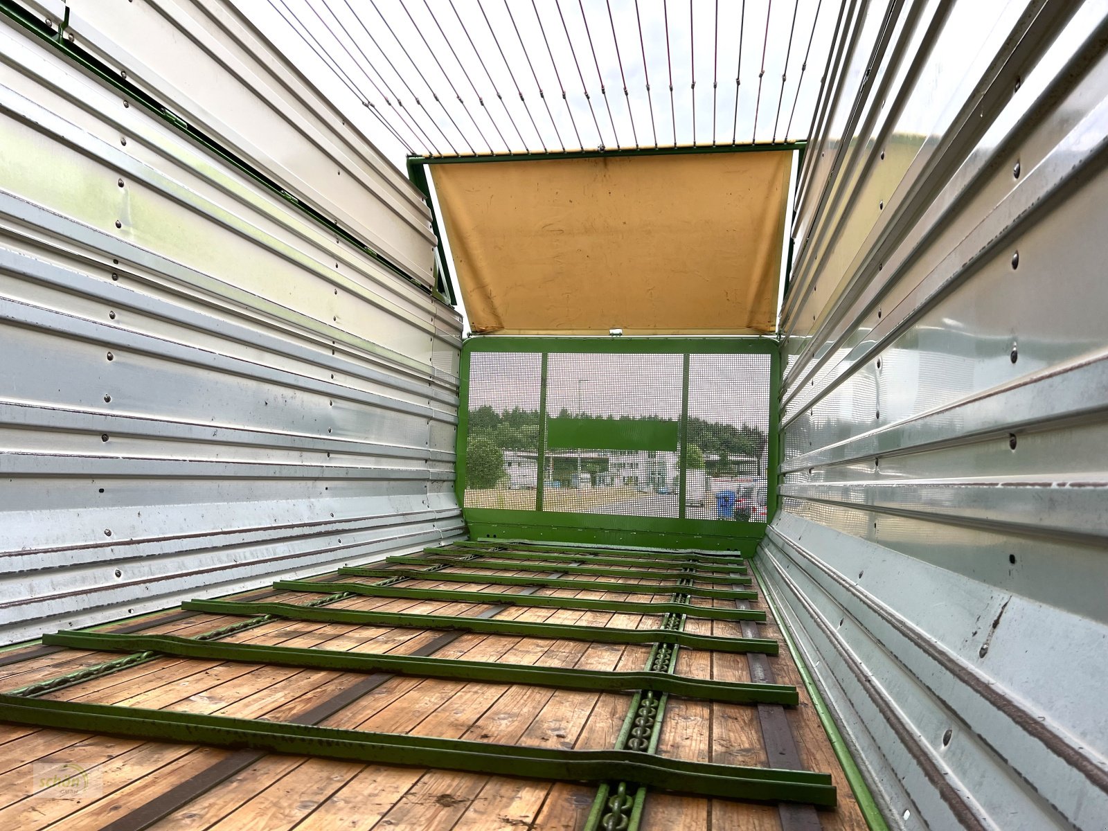 Ladewagen typu Krone Titan 6/48 GL All In - ein großer Schwingen-Ladewagen mit Druckluftbremse, Gebrauchtmaschine v Burgrieden (Obrázek 27)