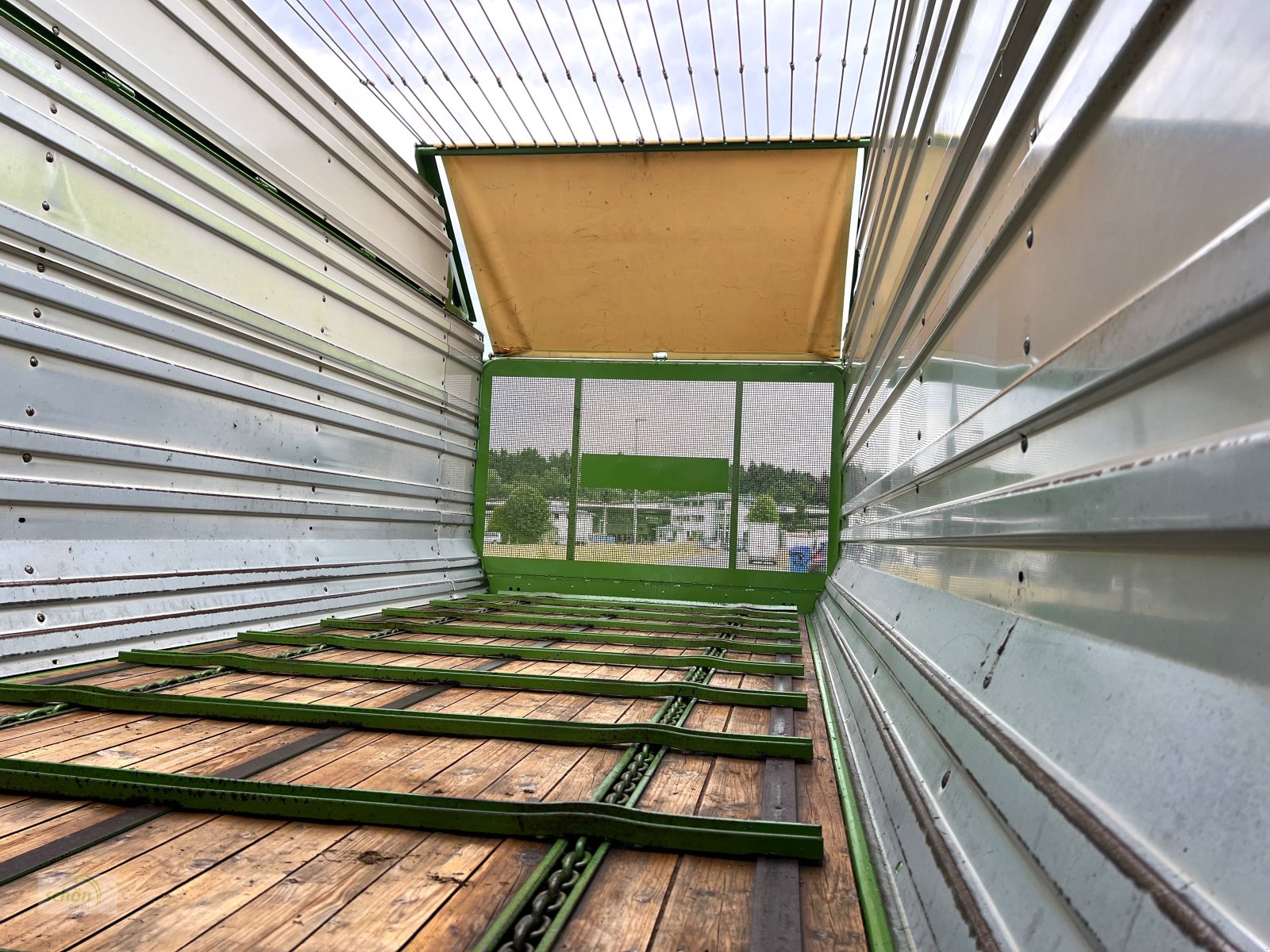 Ladewagen typu Krone Titan 6/48 GL All In - ein großer Schwingen-Ladewagen mit Druckluftbremse, Gebrauchtmaschine v Burgrieden (Obrázek 28)