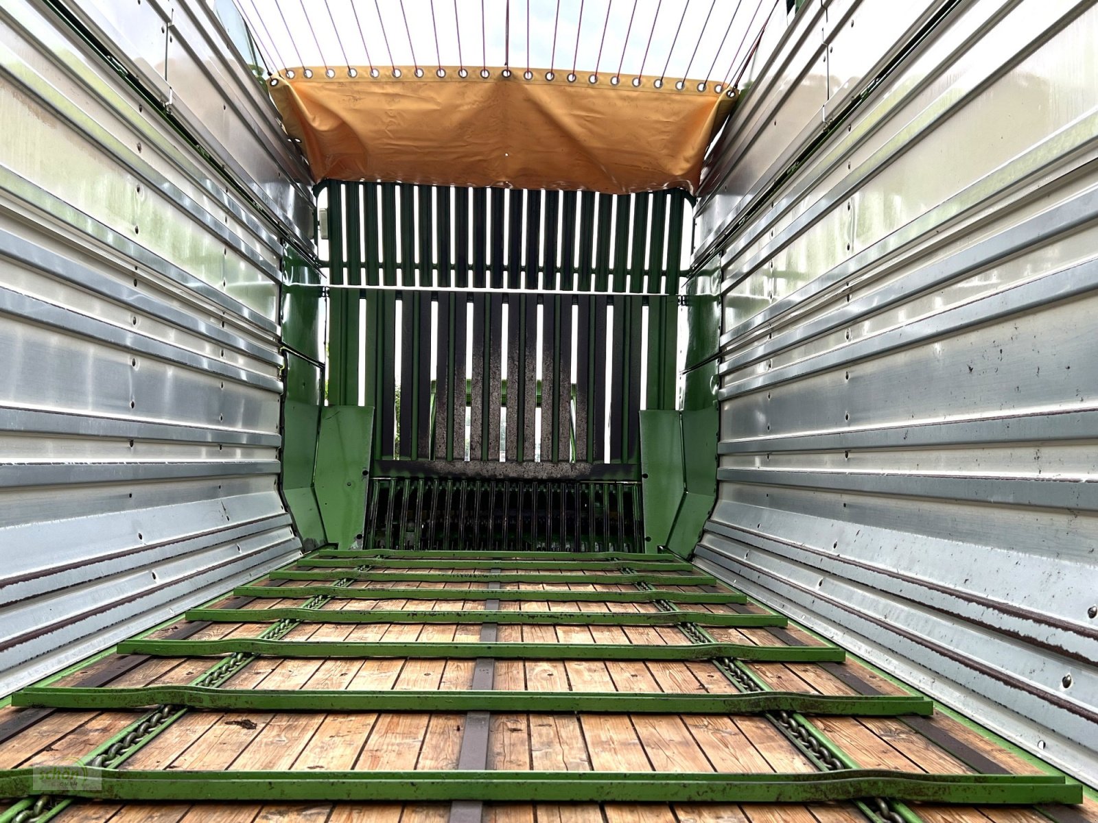 Ladewagen del tipo Krone Titan 6/48 GL All In - ein großer Schwingen-Ladewagen mit Druckluftbremse, Gebrauchtmaschine In Burgrieden (Immagine 8)