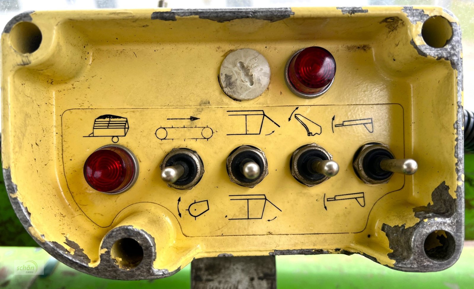 Ladewagen del tipo Krone Titan 6/48 GL All In - ein großer Schwingen-Ladewagen mit Druckluftbremse, Gebrauchtmaschine In Burgrieden (Immagine 29)