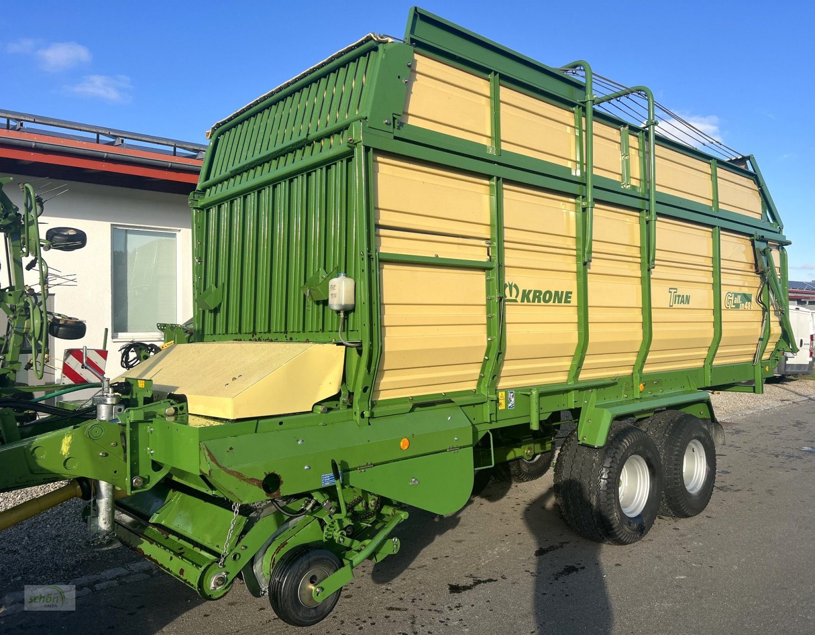 Ladewagen типа Krone Titan 6/48 GL All In im guten Zustand - mit zusätzlichen Tasträdern hinter der Pick-Up, Gebrauchtmaschine в Burgrieden (Фотография 1)