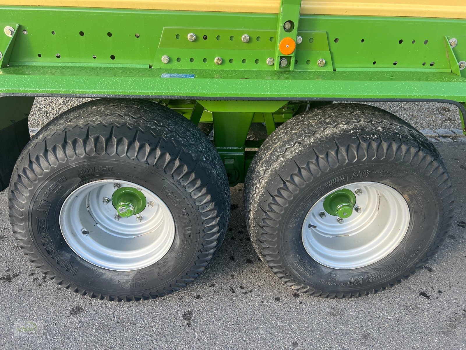 Ladewagen типа Krone Titan 6/48 GL All In im guten Zustand - mit zusätzlichen Tasträdern hinter der Pick-Up, Gebrauchtmaschine в Burgrieden (Фотография 13)