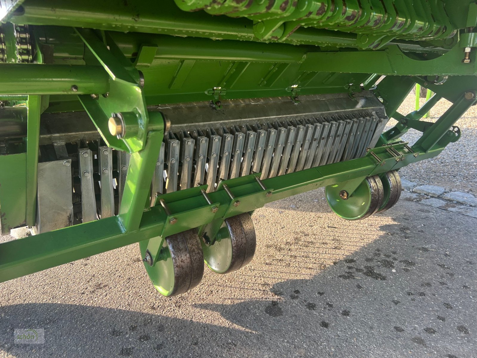 Ladewagen типа Krone Titan 6/48 GL All In im guten Zustand - mit zusätzlichen Tasträdern hinter der Pick-Up, Gebrauchtmaschine в Burgrieden (Фотография 25)