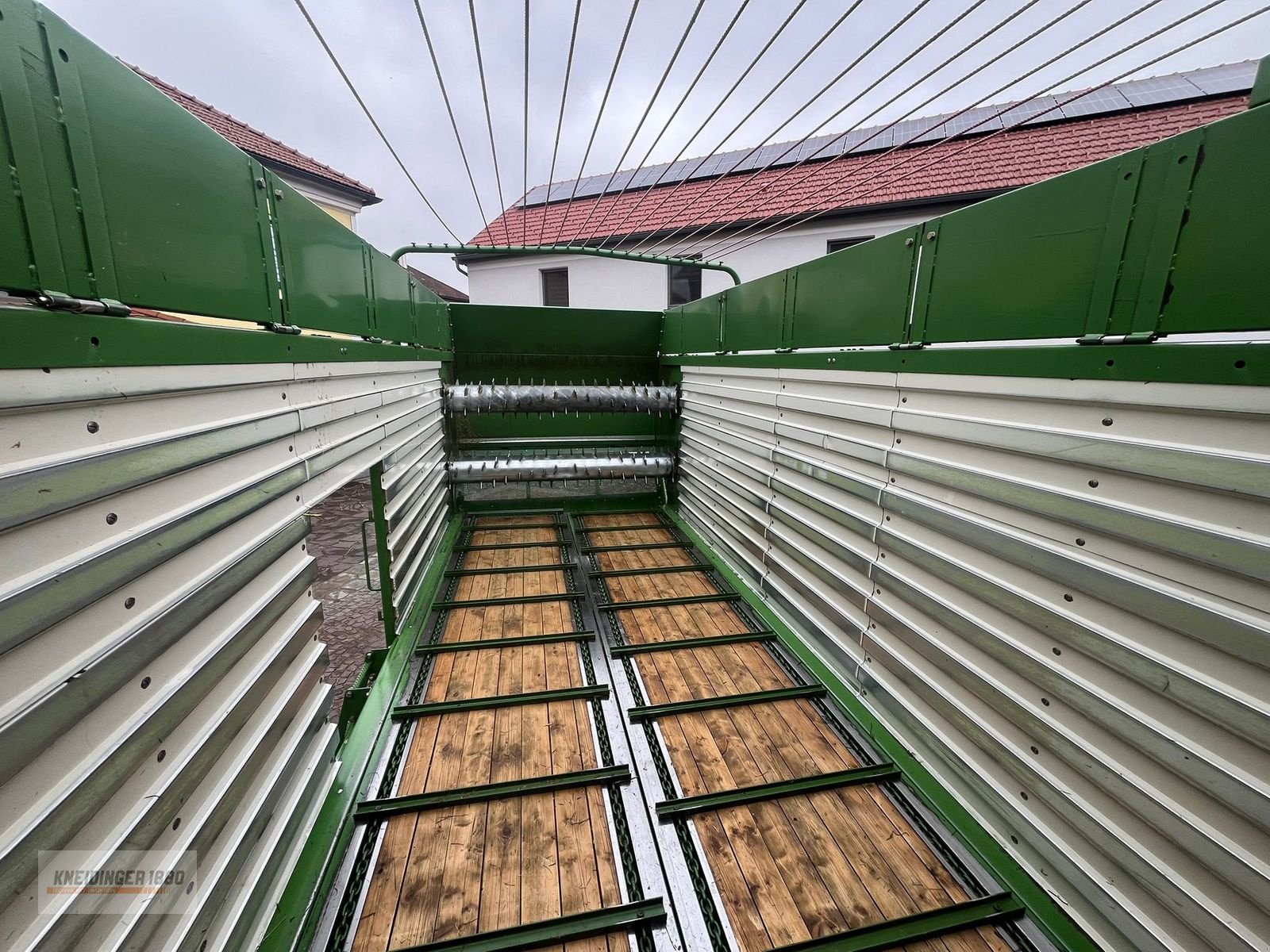 Ladewagen of the type Krone Titan R 48 GD, Gebrauchtmaschine in Altenfelden (Picture 4)