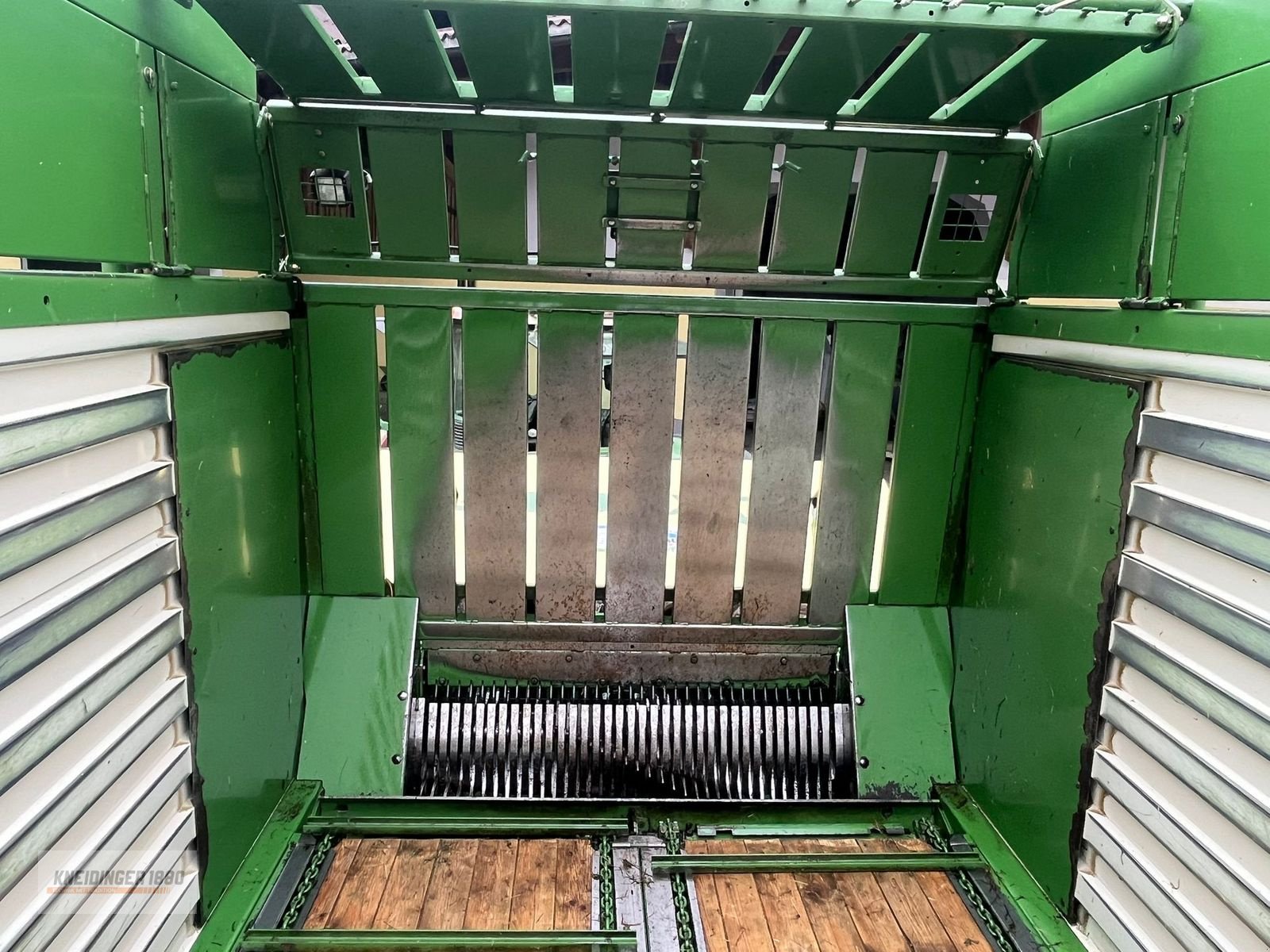 Ladewagen of the type Krone Titan R 48 GD, Gebrauchtmaschine in Altenfelden (Picture 9)