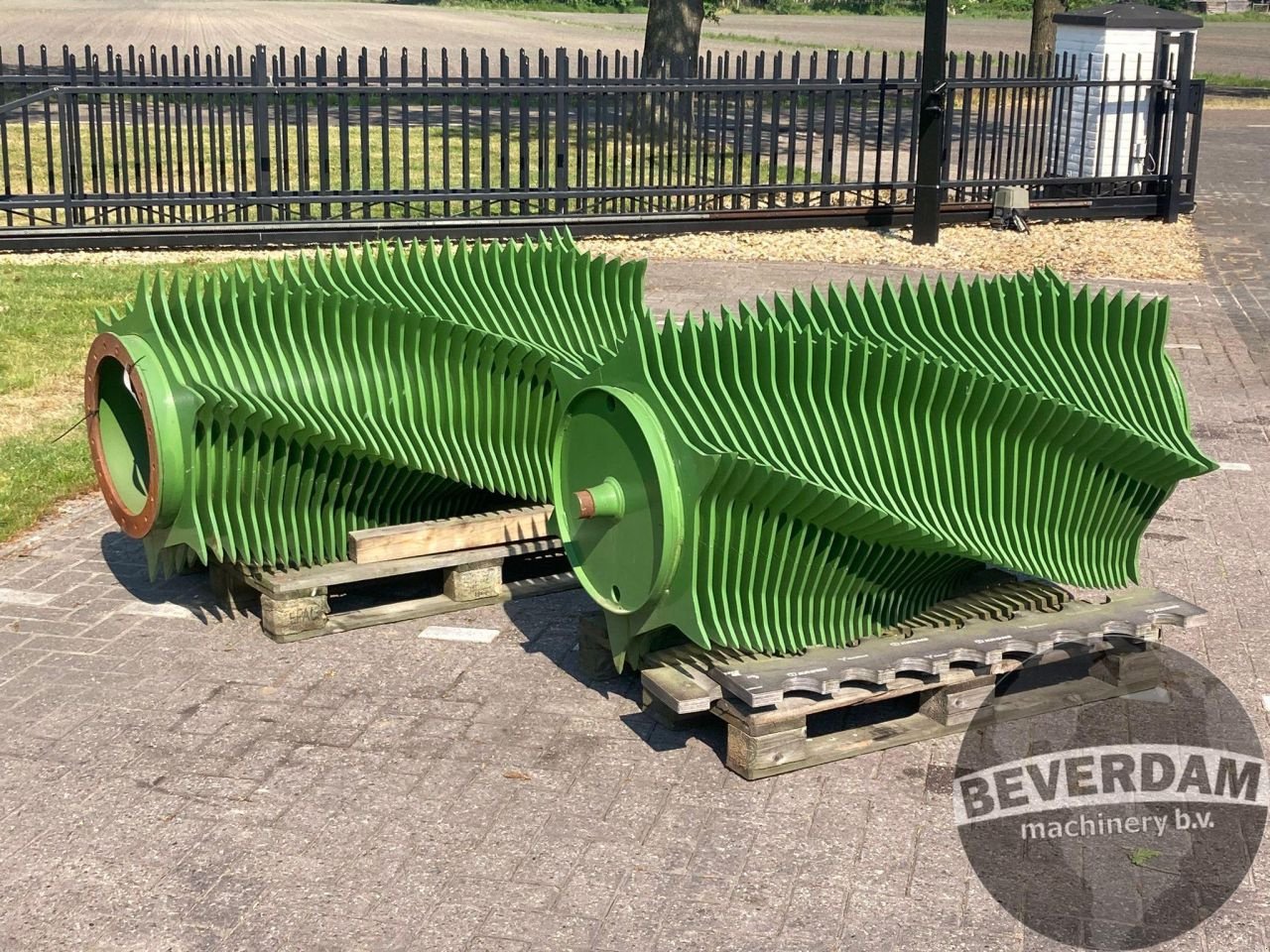 Ladewagen des Typs Krone titan Rotor nieuw, Neumaschine in Vriezenveen (Bild 1)