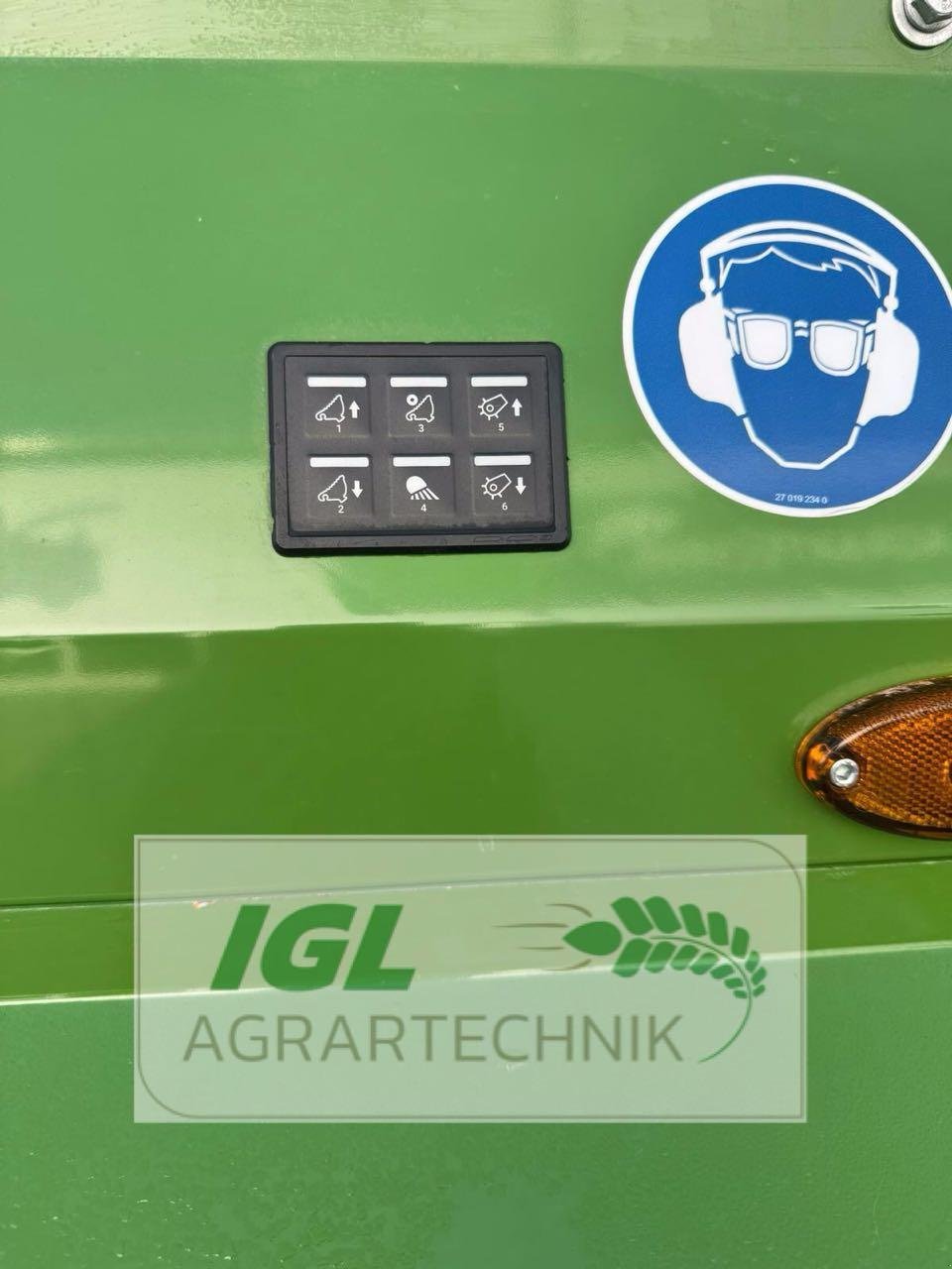 Ladewagen of the type Krone ZX 470 GL OptiGrass (TT406-20), Neumaschine in Nabburg (Picture 13)