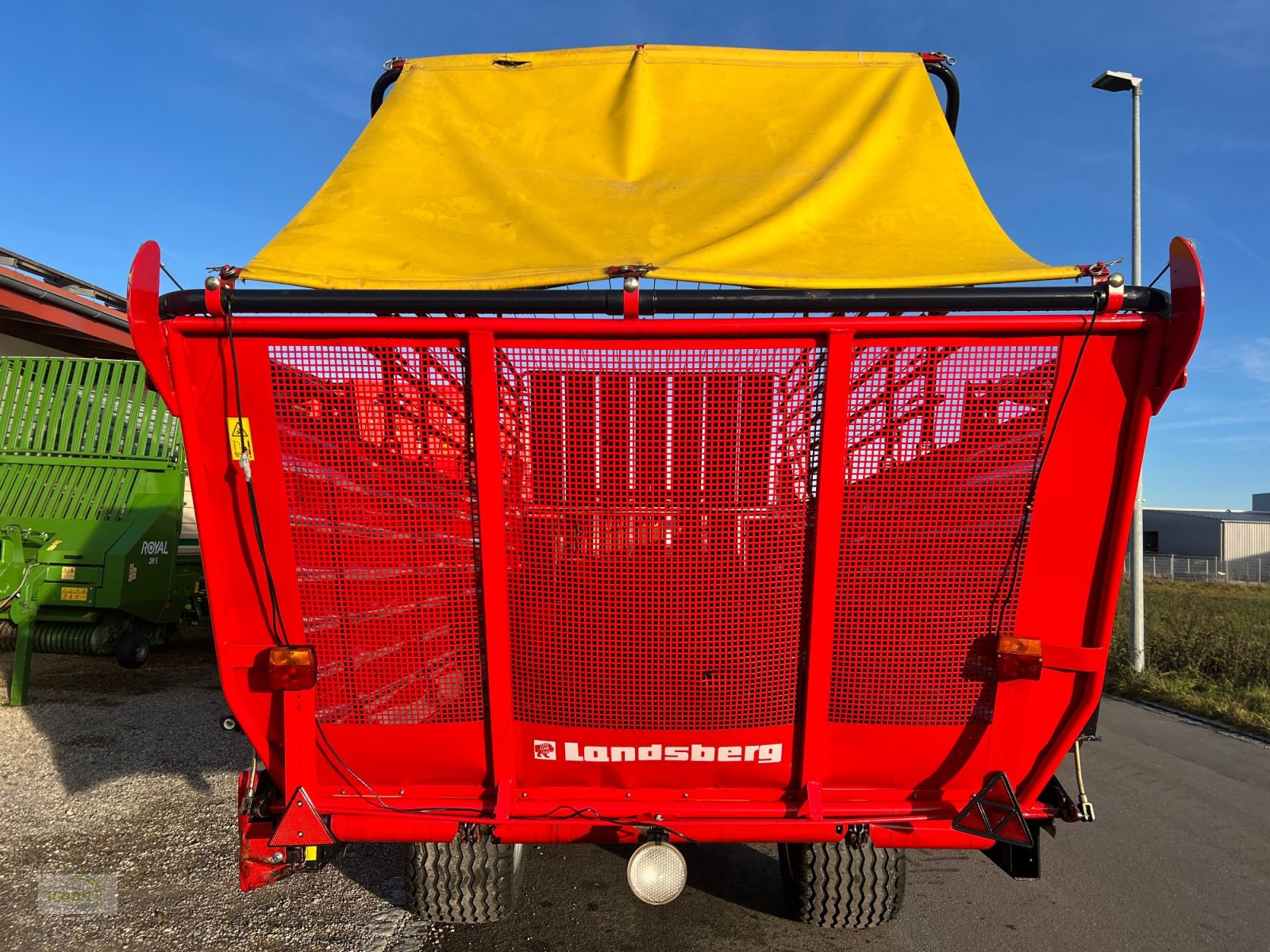 Ladewagen van het type Landsberg Ladeplus 35-5 - fast baugleich wie Pöttinger Ladeprofi 2 - mit neuen Breitreifen, Gebrauchtmaschine in Burgrieden (Foto 4)