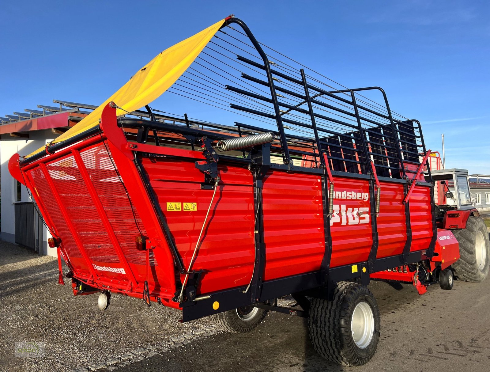 Ladewagen van het type Landsberg Ladeplus 35-5 - fast baugleich wie Pöttinger Ladeprofi 2 - mit neuen Breitreifen, Gebrauchtmaschine in Burgrieden (Foto 9)