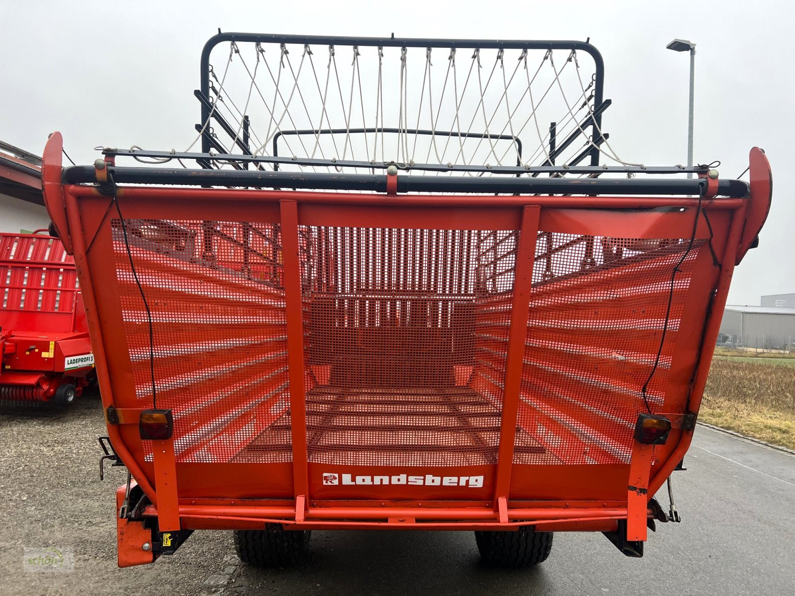 Ladewagen типа Landsberg LH 3131 - fast baugleich wie Pöttinger Ladeprofi 2 - mit neuen Breitreifen, Gebrauchtmaschine в Burgrieden (Фотография 5)