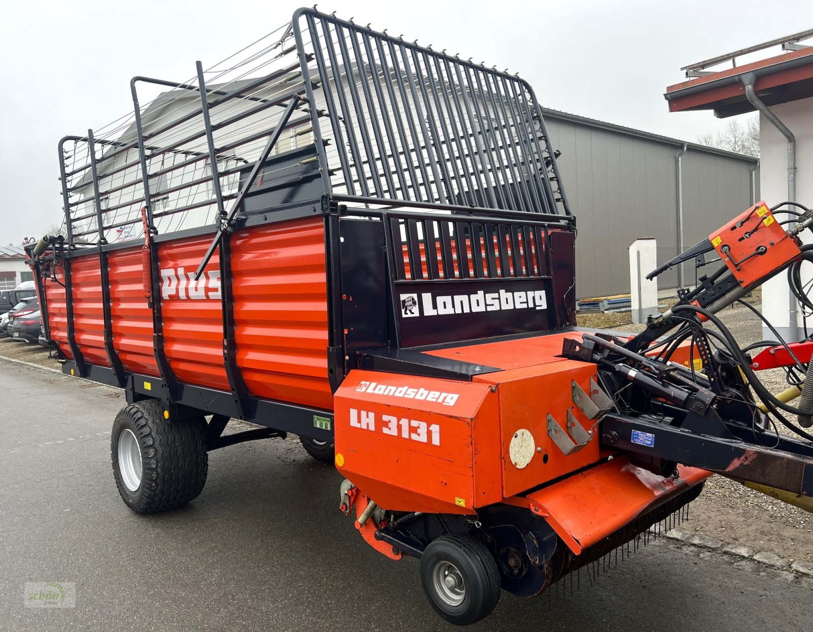 Ladewagen типа Landsberg LH 3131 - fast baugleich wie Pöttinger Ladeprofi 2 - mit neuen Breitreifen, Gebrauchtmaschine в Burgrieden (Фотография 12)