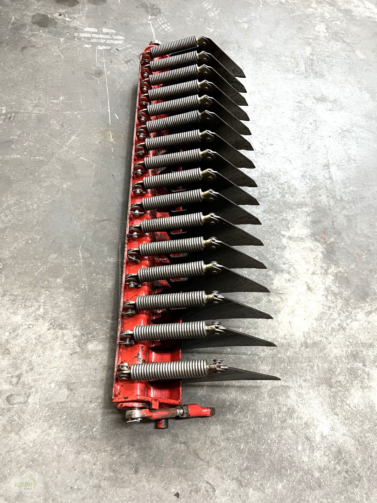 Ladewagen типа Mengele Garant zweite Reihe Schneidwerk 16 Messer Silierschneidwerk im guten Zustand, Gebrauchtmaschine в Burgrieden (Фотография 2)