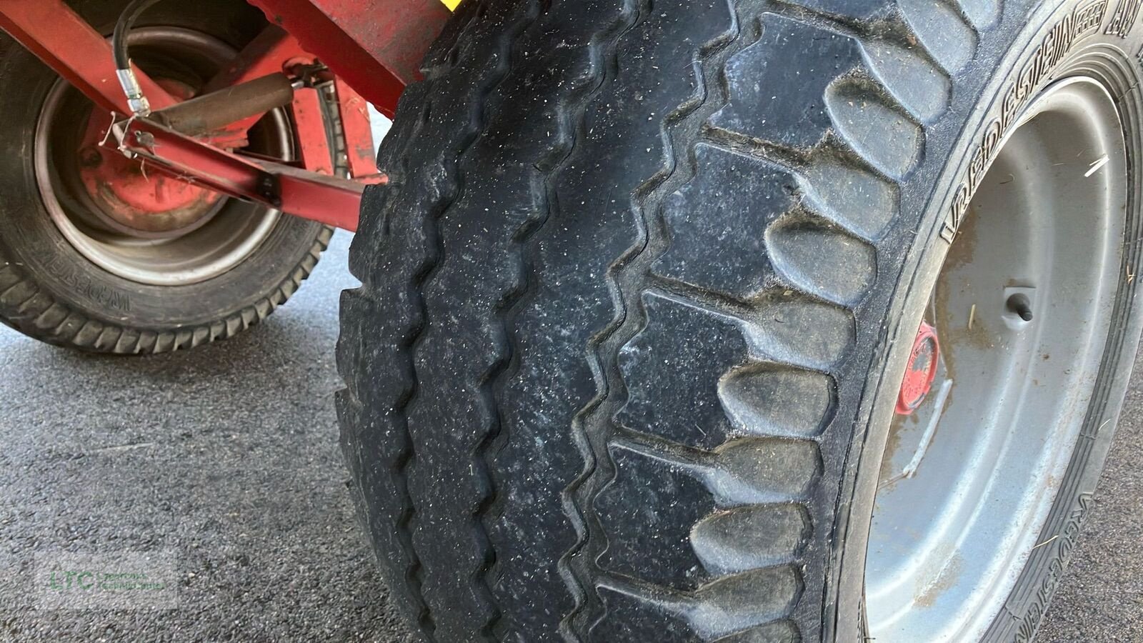 Ladewagen of the type Mengele LW 310 Quadro, Gebrauchtmaschine in Redlham (Picture 10)