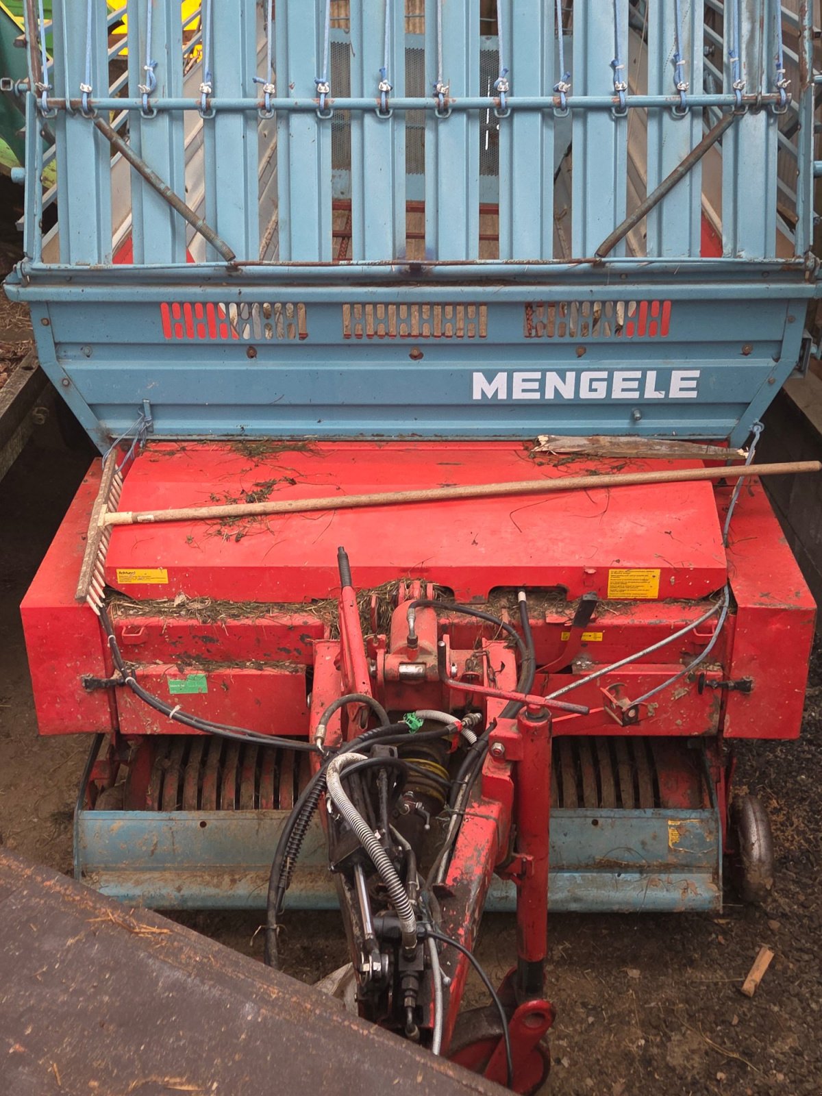 Ladewagen типа Mengele LW 320 Quadro, Gebrauchtmaschine в Niederglobnitz (Фотография 3)