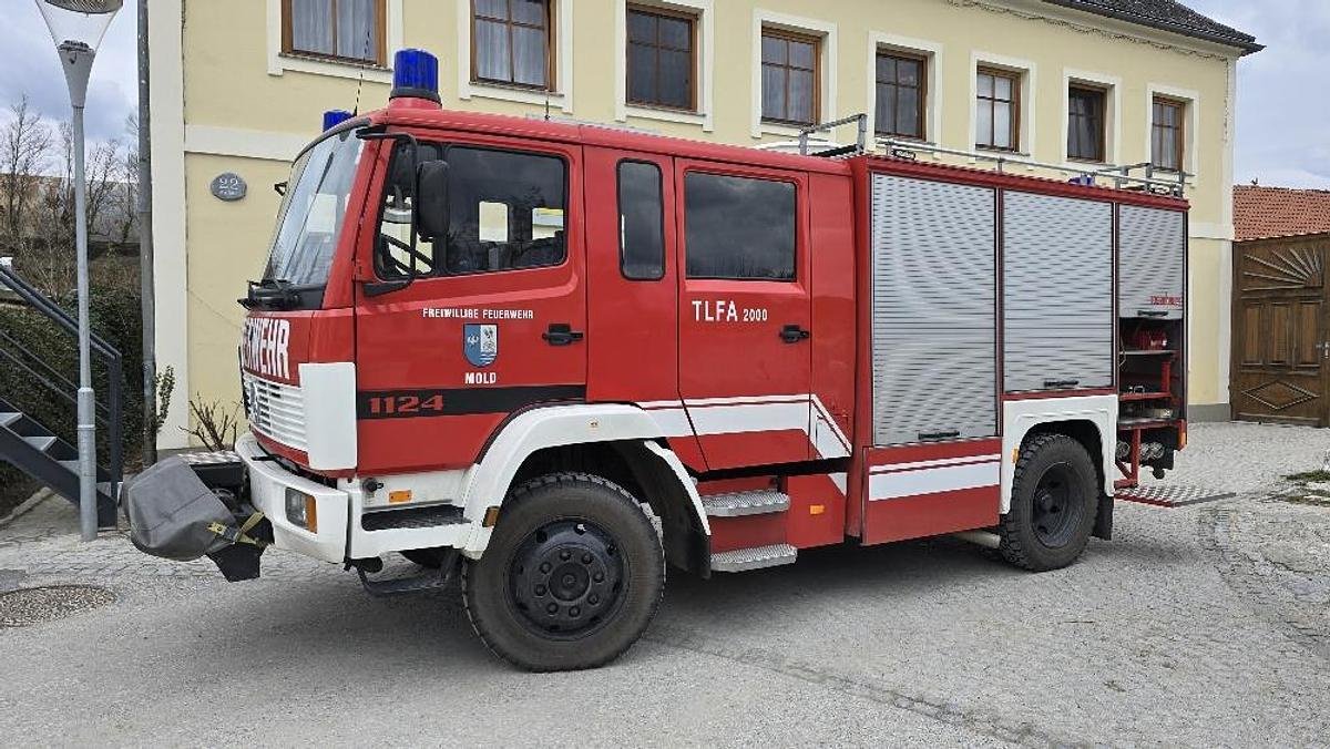 Ladewagen des Typs Mercedes-Benz 1124 AF Spezialkraftfahrzeug, Gebrauchtmaschine in Göpfritz an der Wild (Bild 2)