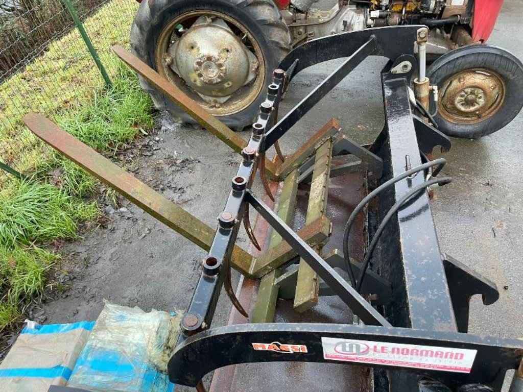 Ladewagen van het type New Holland W80C, Gebrauchtmaschine in JOSSELIN (Foto 10)