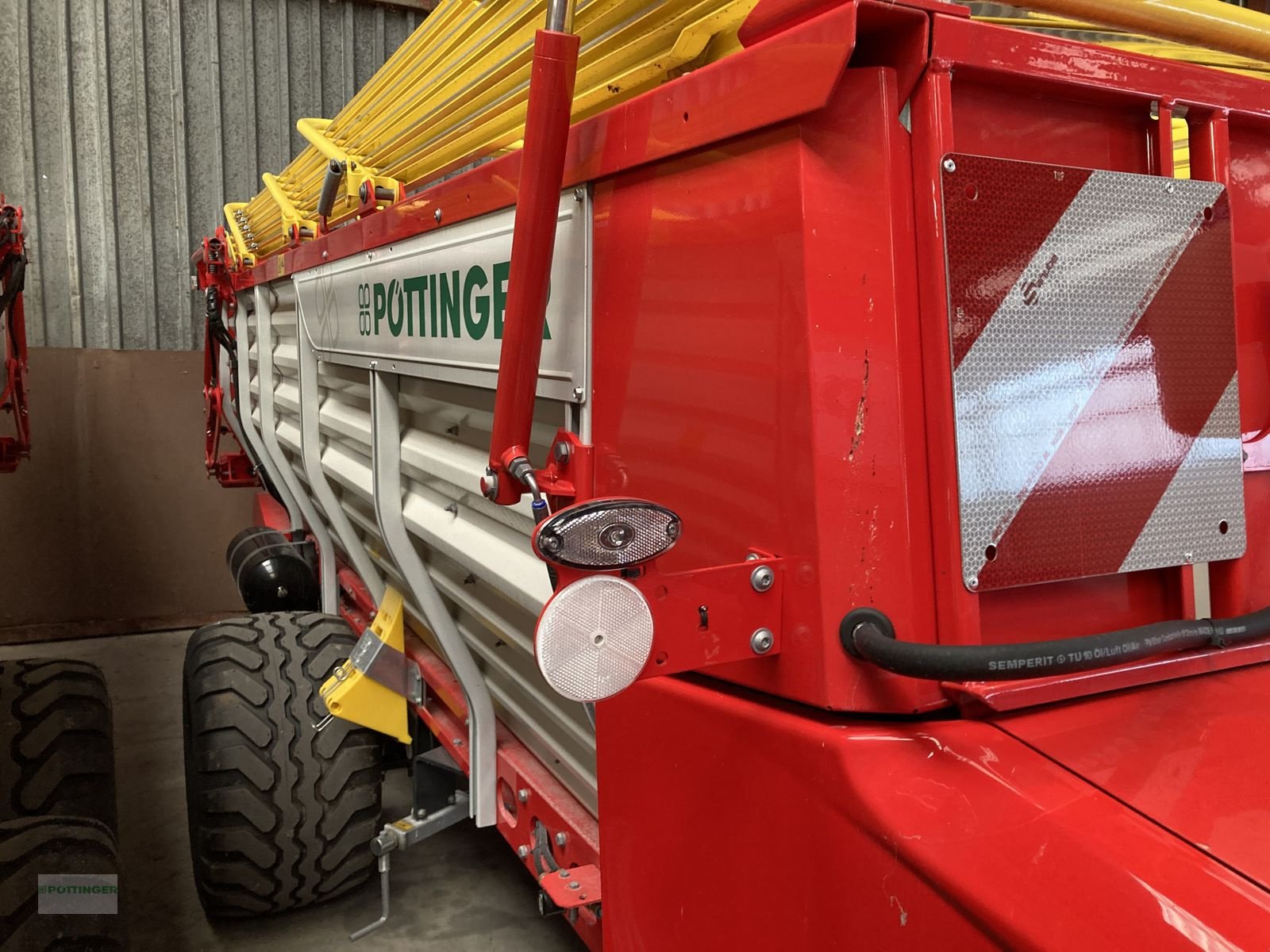 Ladewagen типа Pöttinger BOSS 3190 LP, Neumaschine в Grieskirchen (Фотография 3)