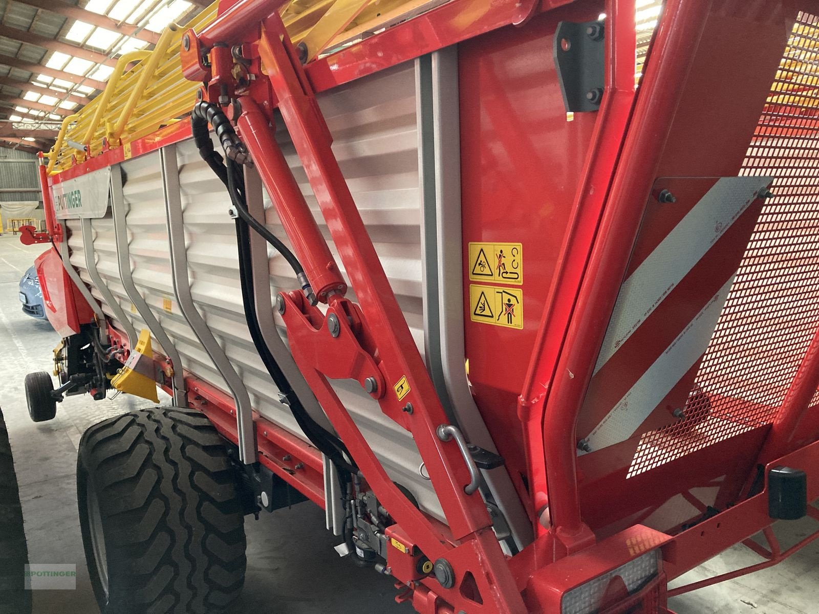 Ladewagen типа Pöttinger BOSS 3190 LP, Neumaschine в Grieskirchen (Фотография 9)