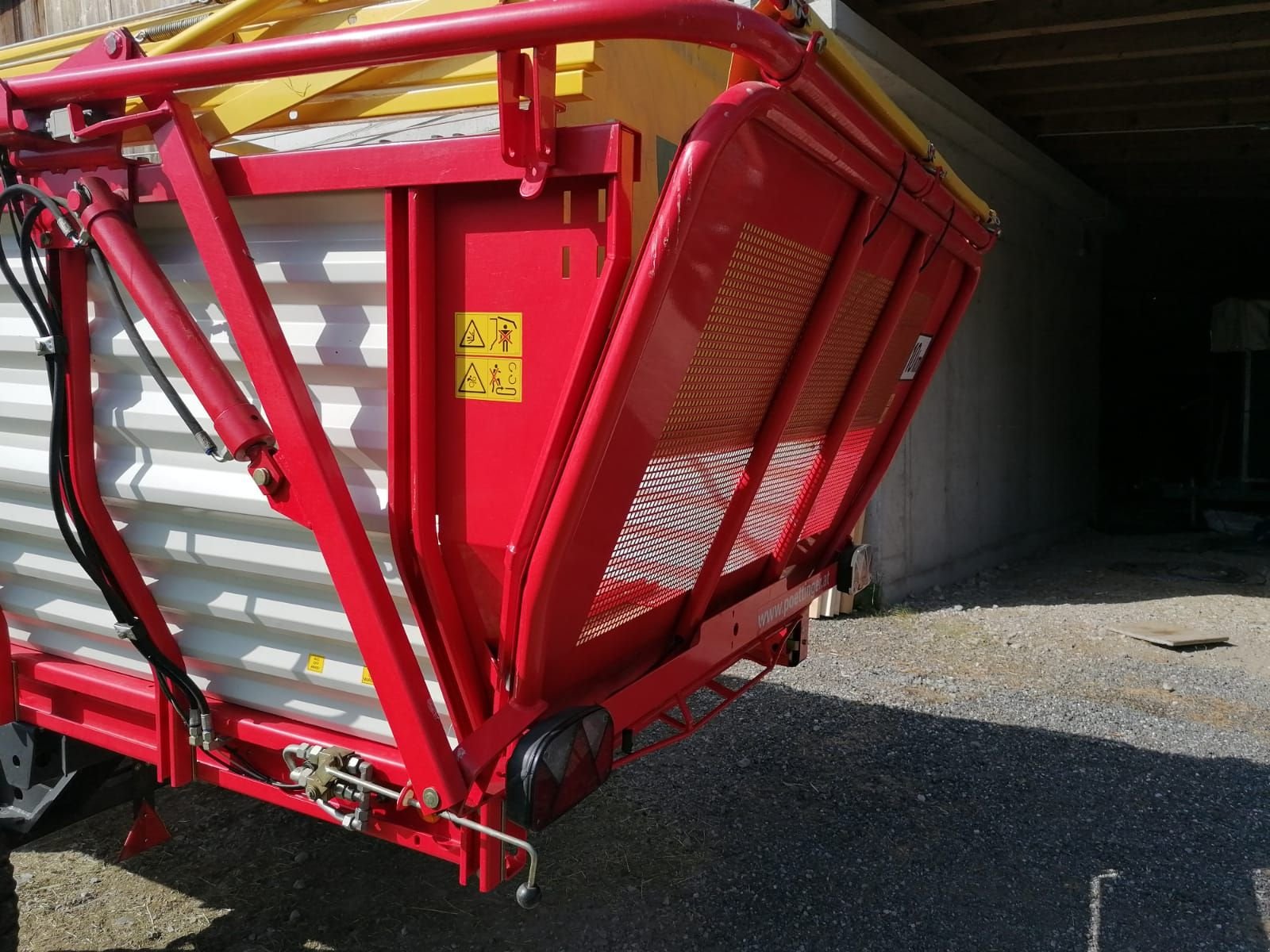 Ladewagen des Typs Pöttinger EUROBOSS 250 H, Gebrauchtmaschine in Reith bei Kitzbühel (Bild 4)