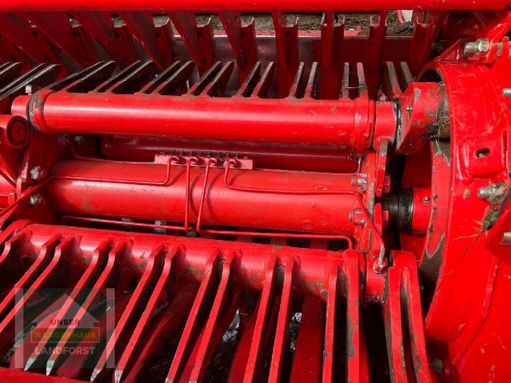 Ladewagen des Typs Pöttinger Euroboss 330 T, Neumaschine in Kapfenberg (Bild 15)