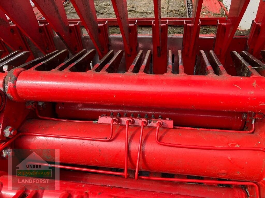 Ladewagen des Typs Pöttinger Euroboss 330 T, Neumaschine in Kapfenberg (Bild 14)