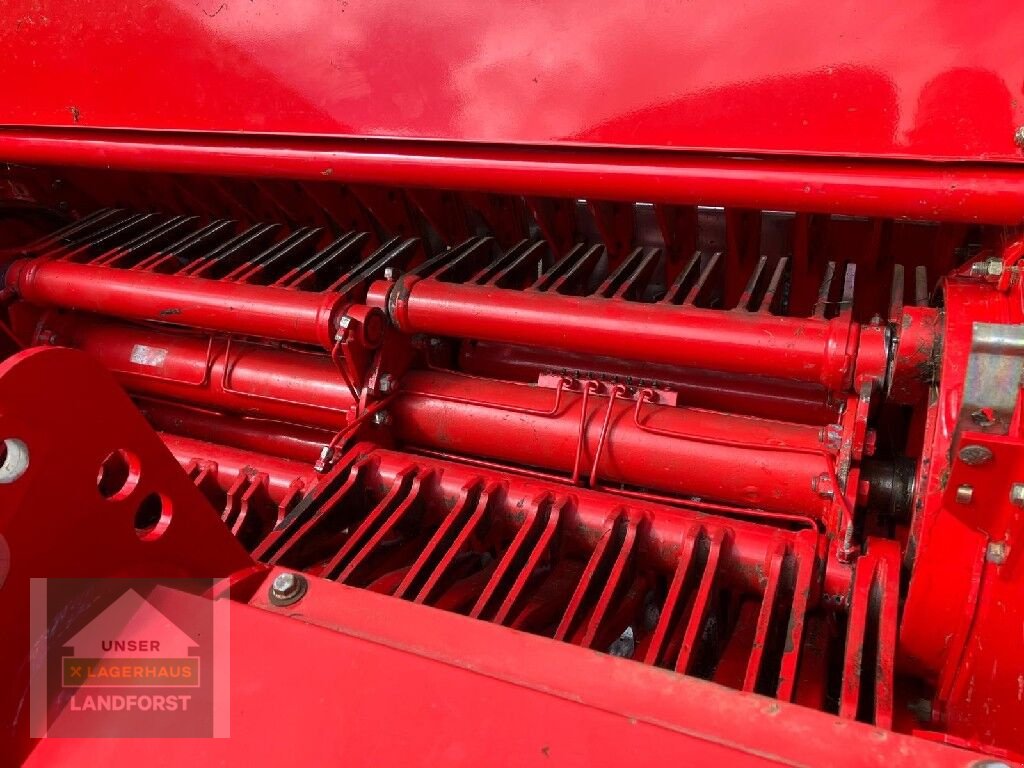 Ladewagen des Typs Pöttinger Euroboss 330 T, Neumaschine in Kapfenberg (Bild 17)